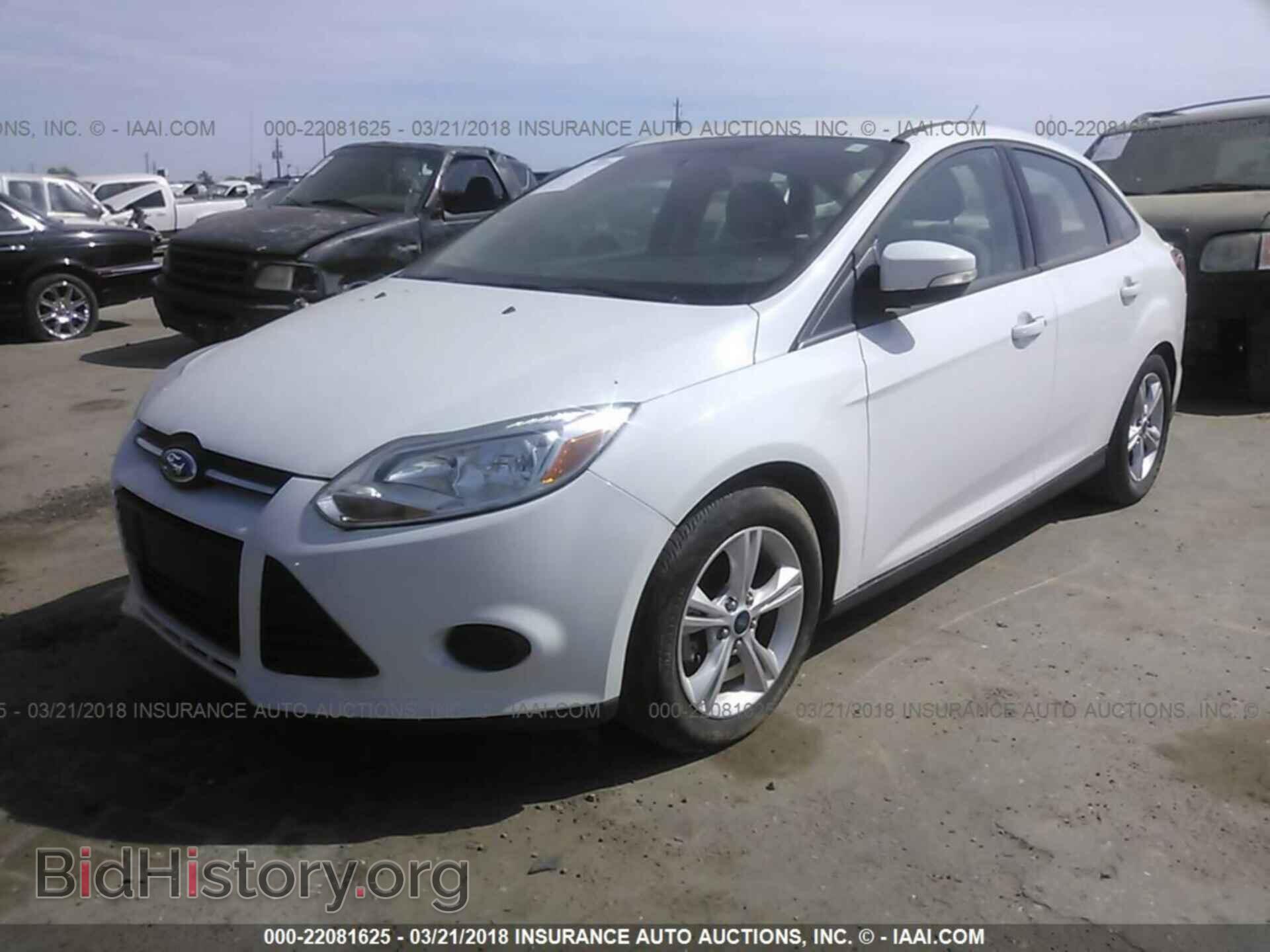 2014 Ford Focus - VIN: 1FADP3F24EL451404 - Photo 2