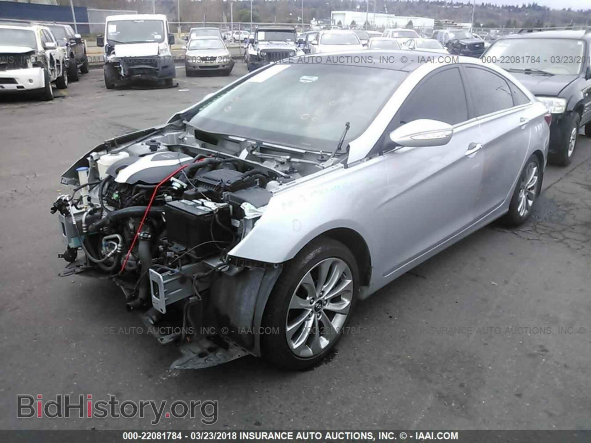 2012 Hyundai Sonata - VIN: 5NPEC4AB4CH482760 - Фото 2