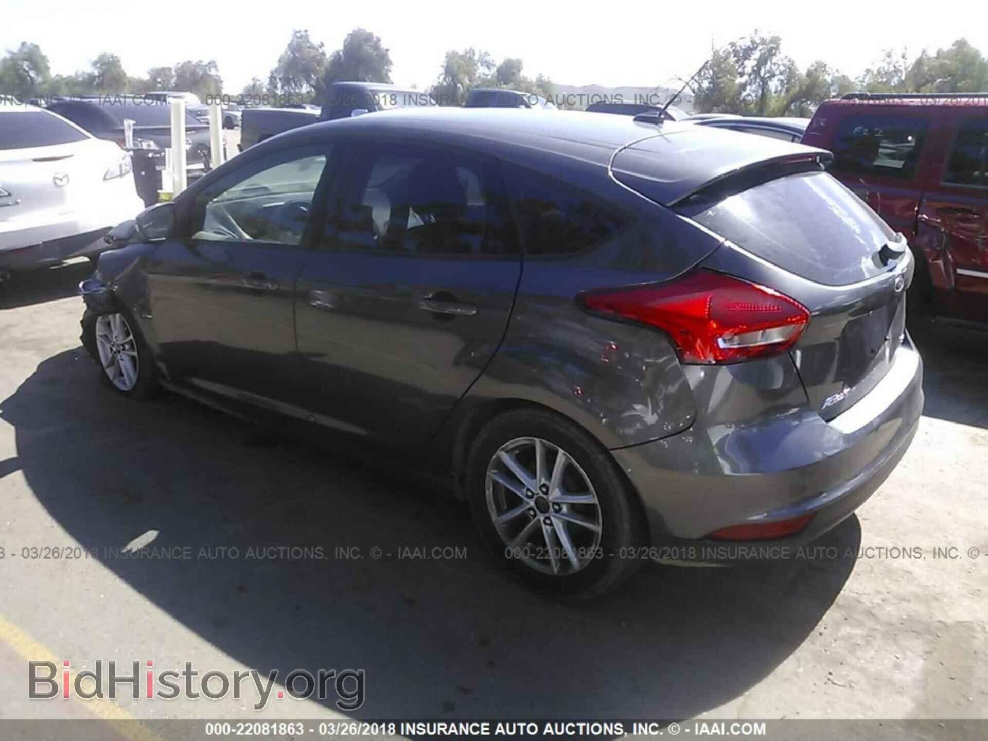 2015 Ford Focus - VIN: 1FADP3K22FL369632 - Photo 3