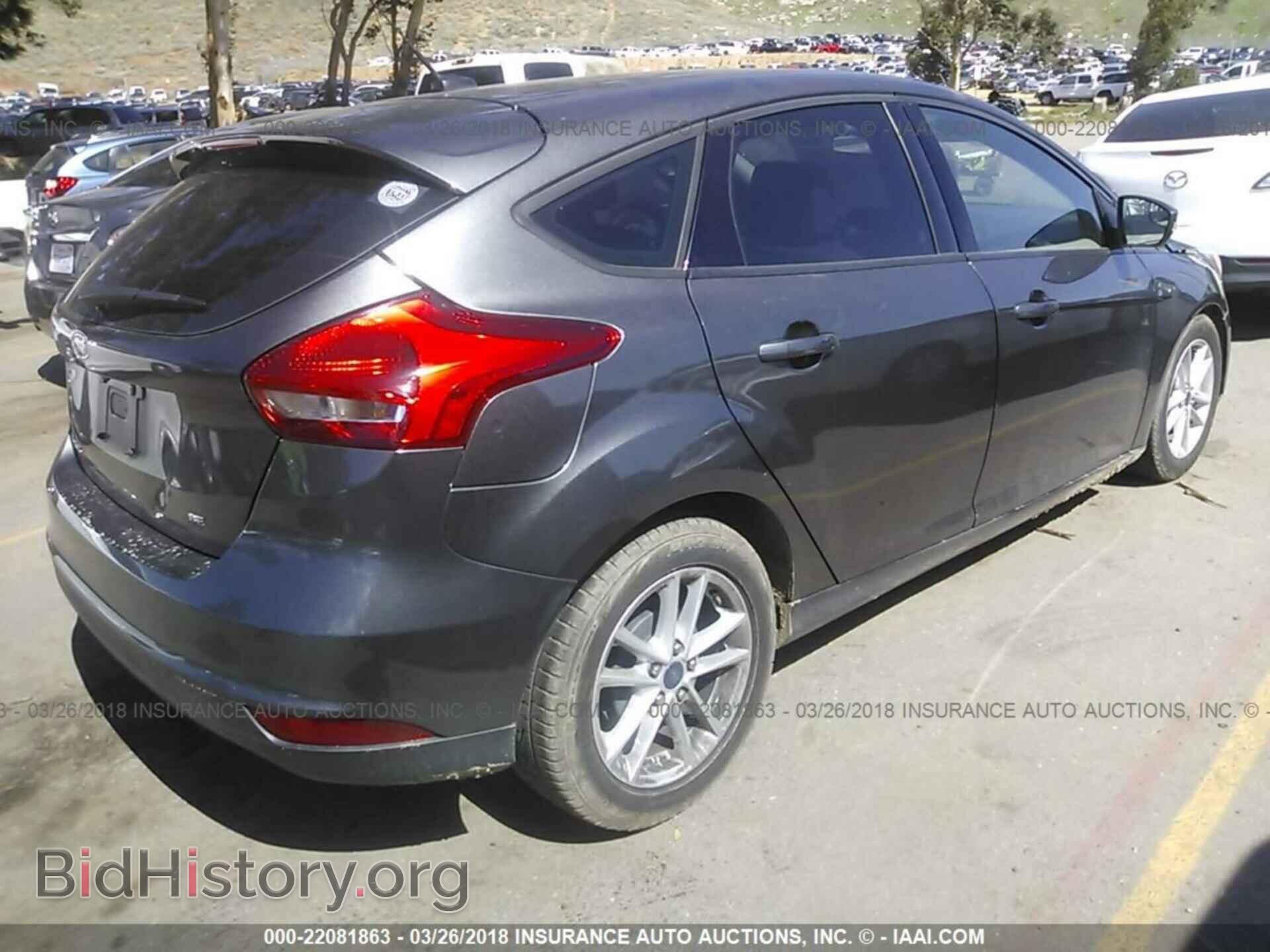2015 Ford Focus - VIN: 1FADP3K22FL369632 - Photo 4