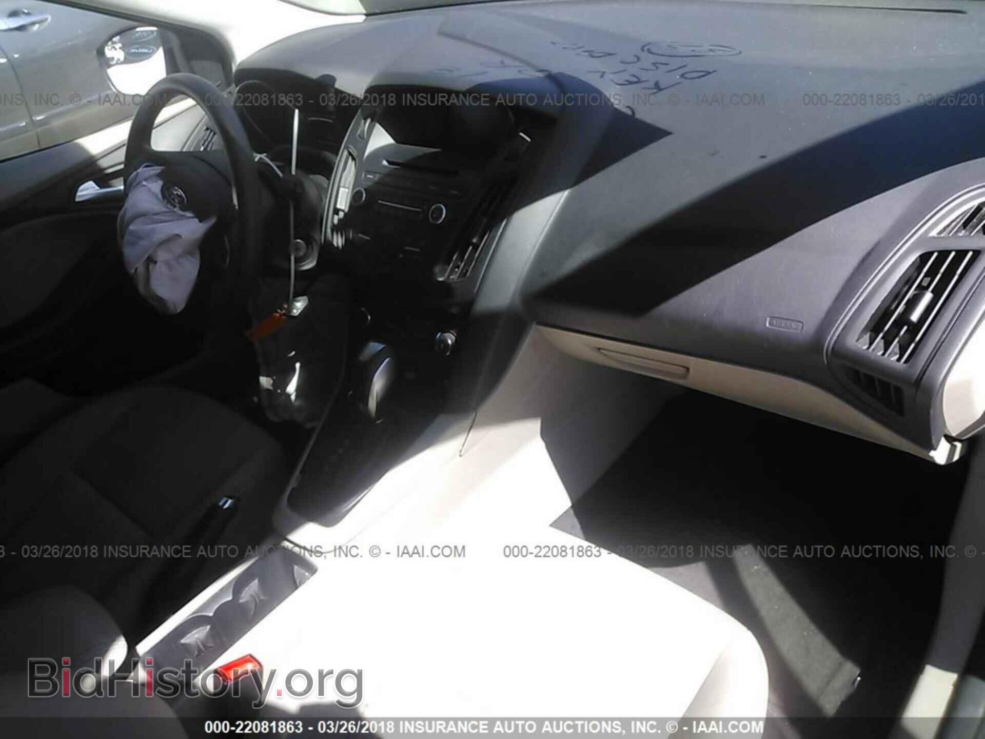 2015 Ford Focus - VIN: 1FADP3K22FL369632 - Photo 5