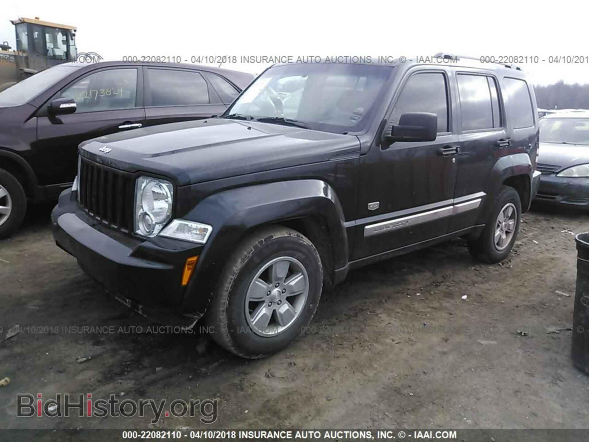2011 Jeep Liberty - VIN: 1J4PP2GK9BW559134 - Фото 2