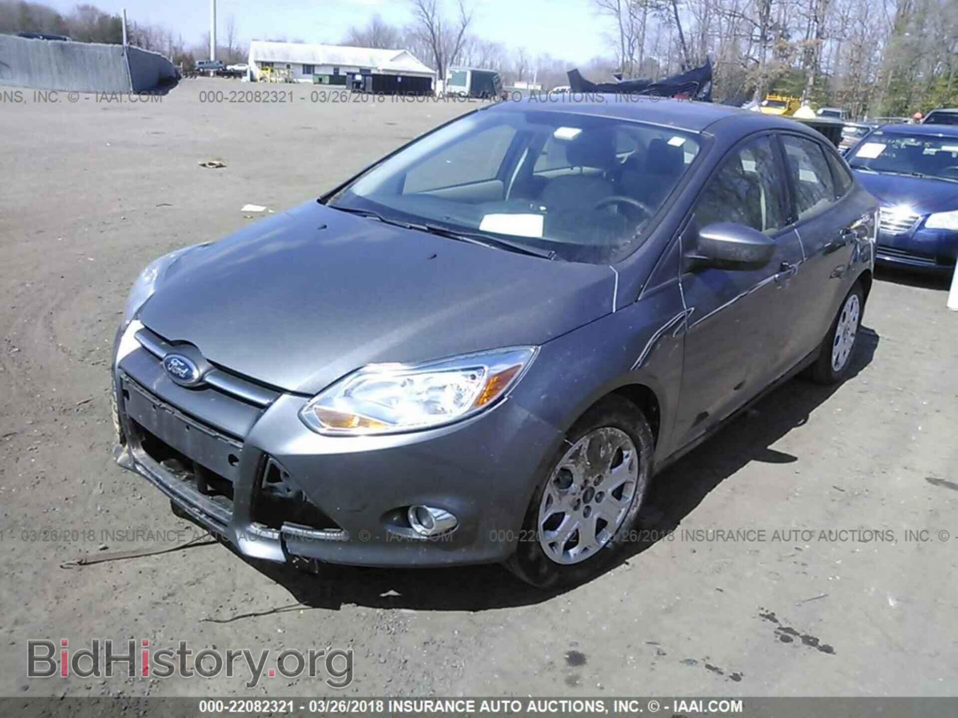 2012 Ford Focus - VIN: 1FAHP3F28CL407422 - Фото 2