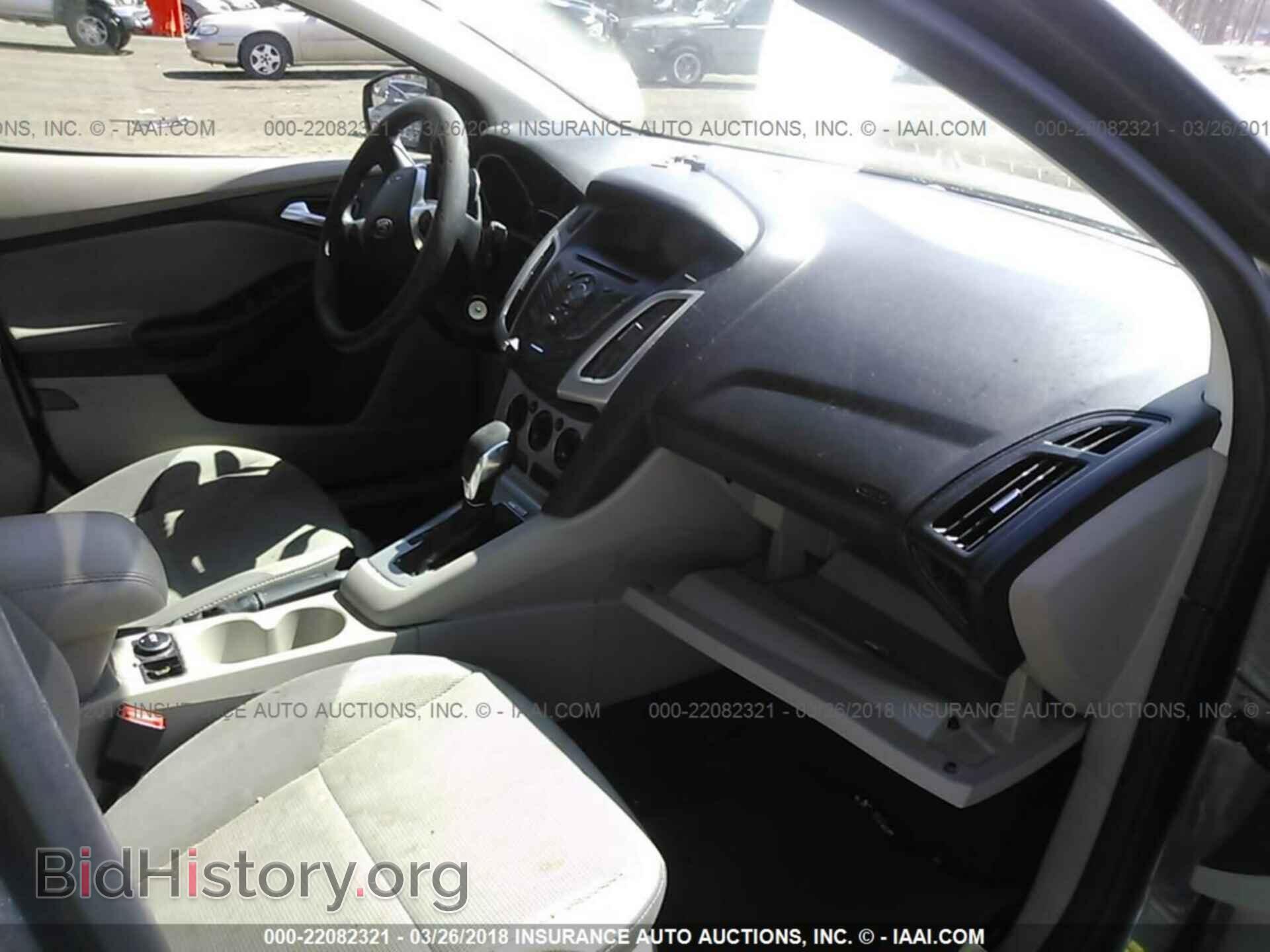 2012 Ford Focus - VIN: 1FAHP3F28CL407422 - Фото 5