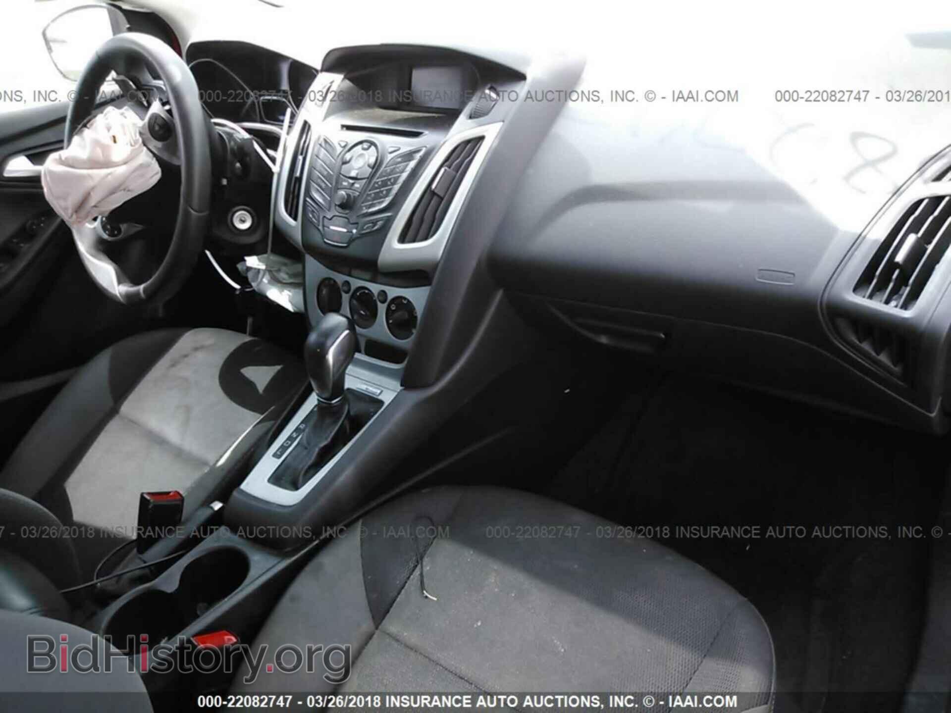 2014 Ford Focus - VIN: 1FADP3F29EL260657 - Photo 5