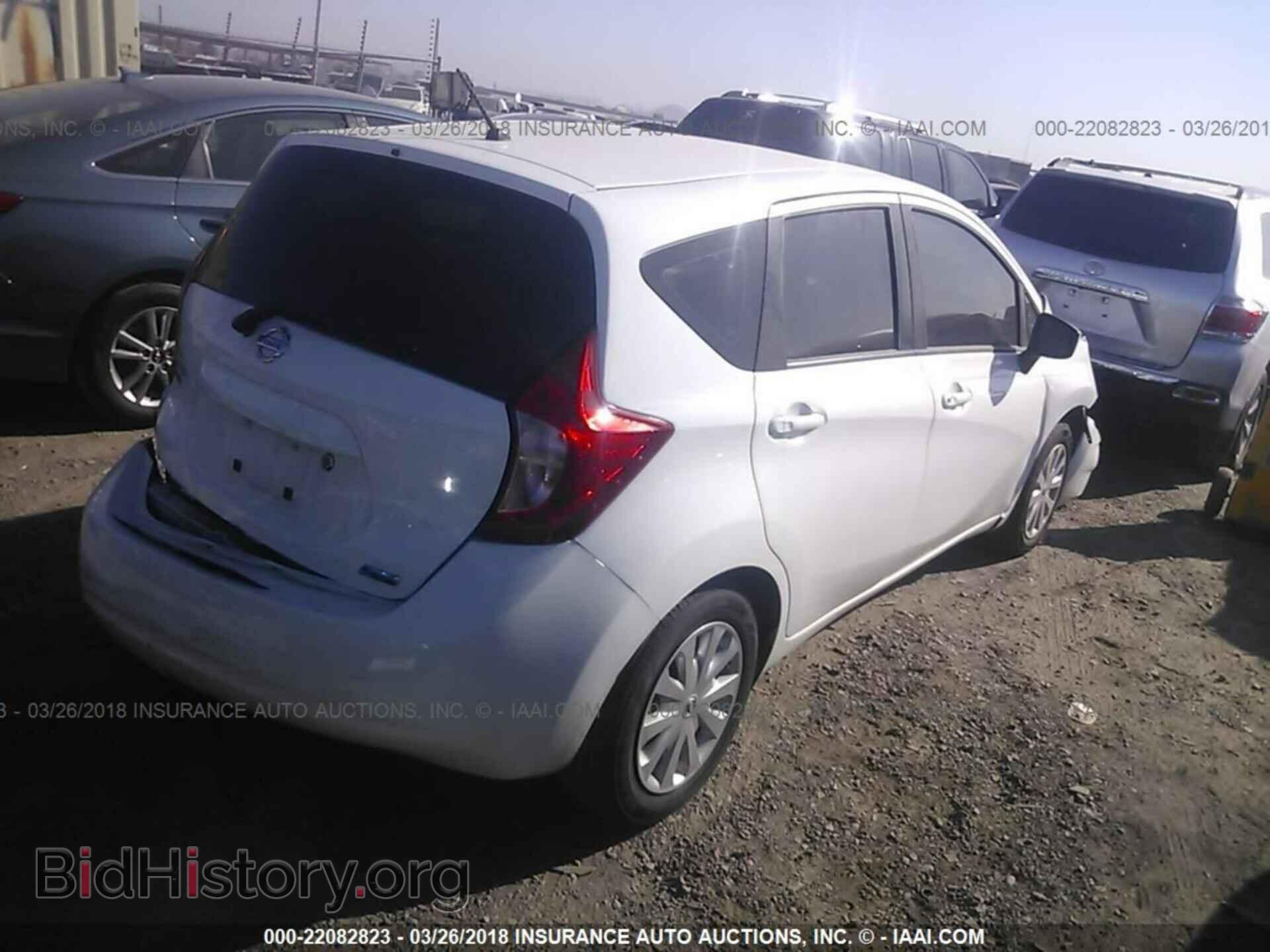 2016 Nissan Versa note - VIN: 3N1CE2CP0GL361036 - Photo 4