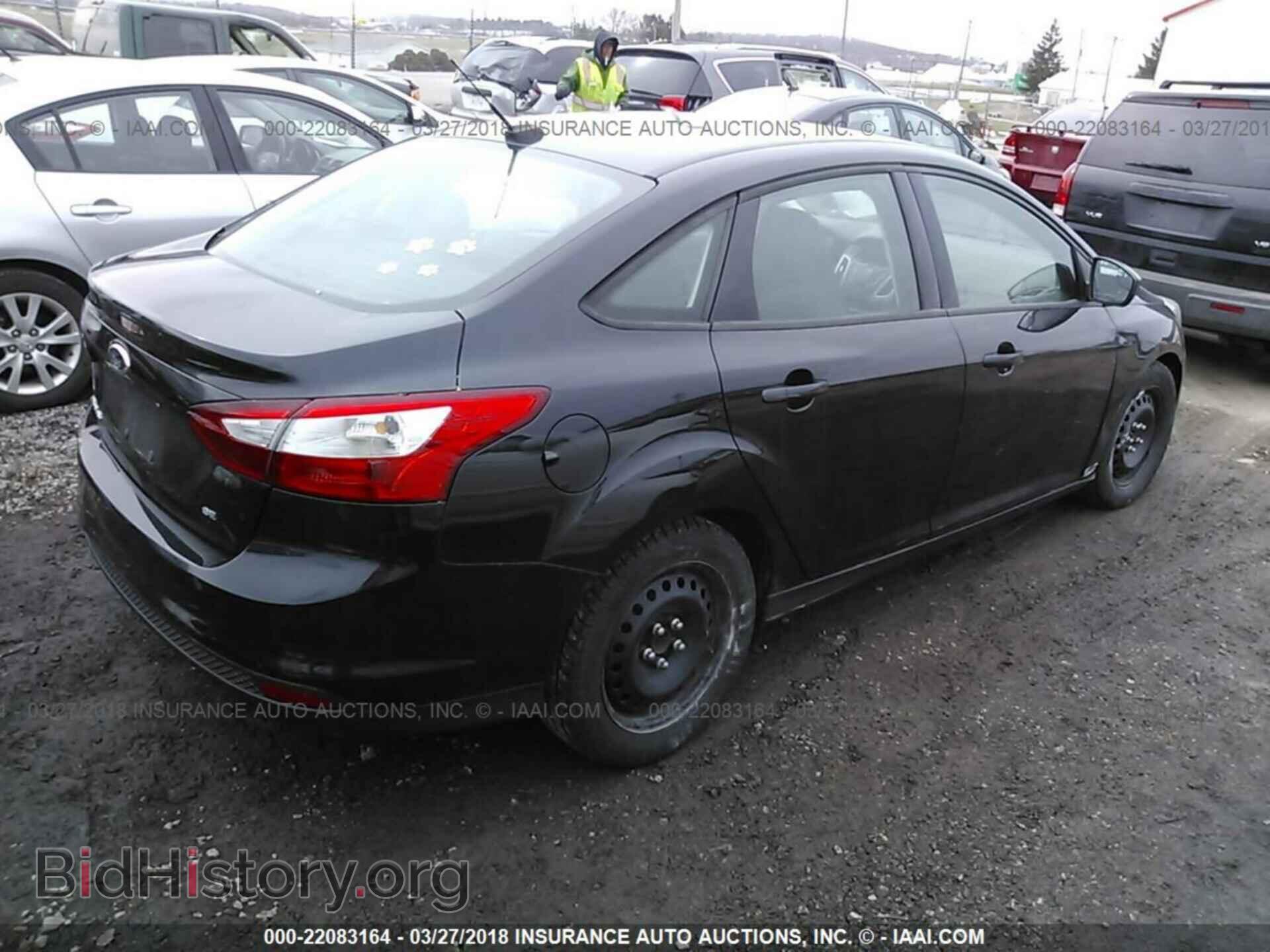 2012 Ford Focus - VIN: 1FAHP3F27CL478241 - Фото 4