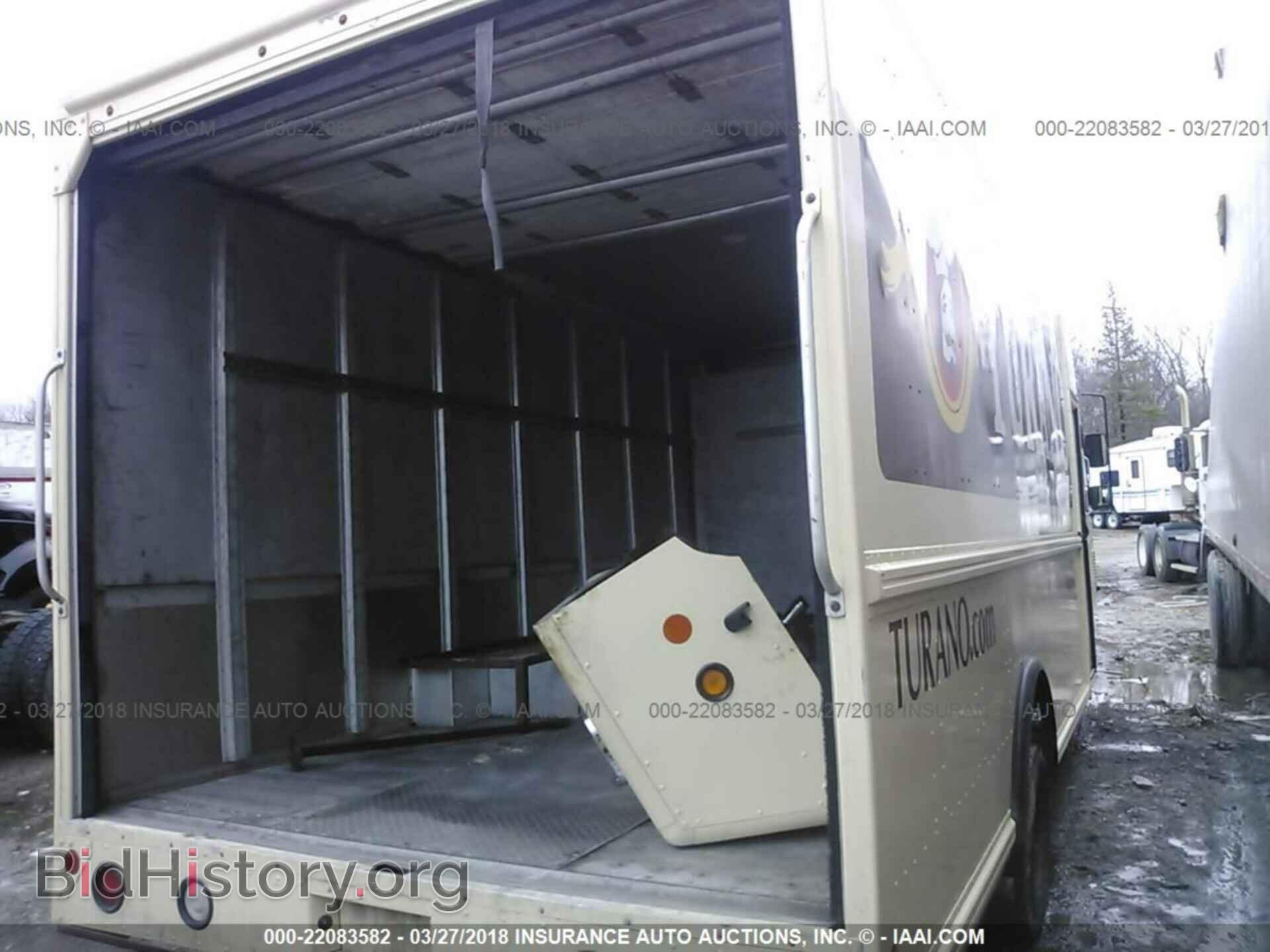 2014 Ford Econoline - VIN: 1FC4E4KS3EDA88194 - Photo 4
