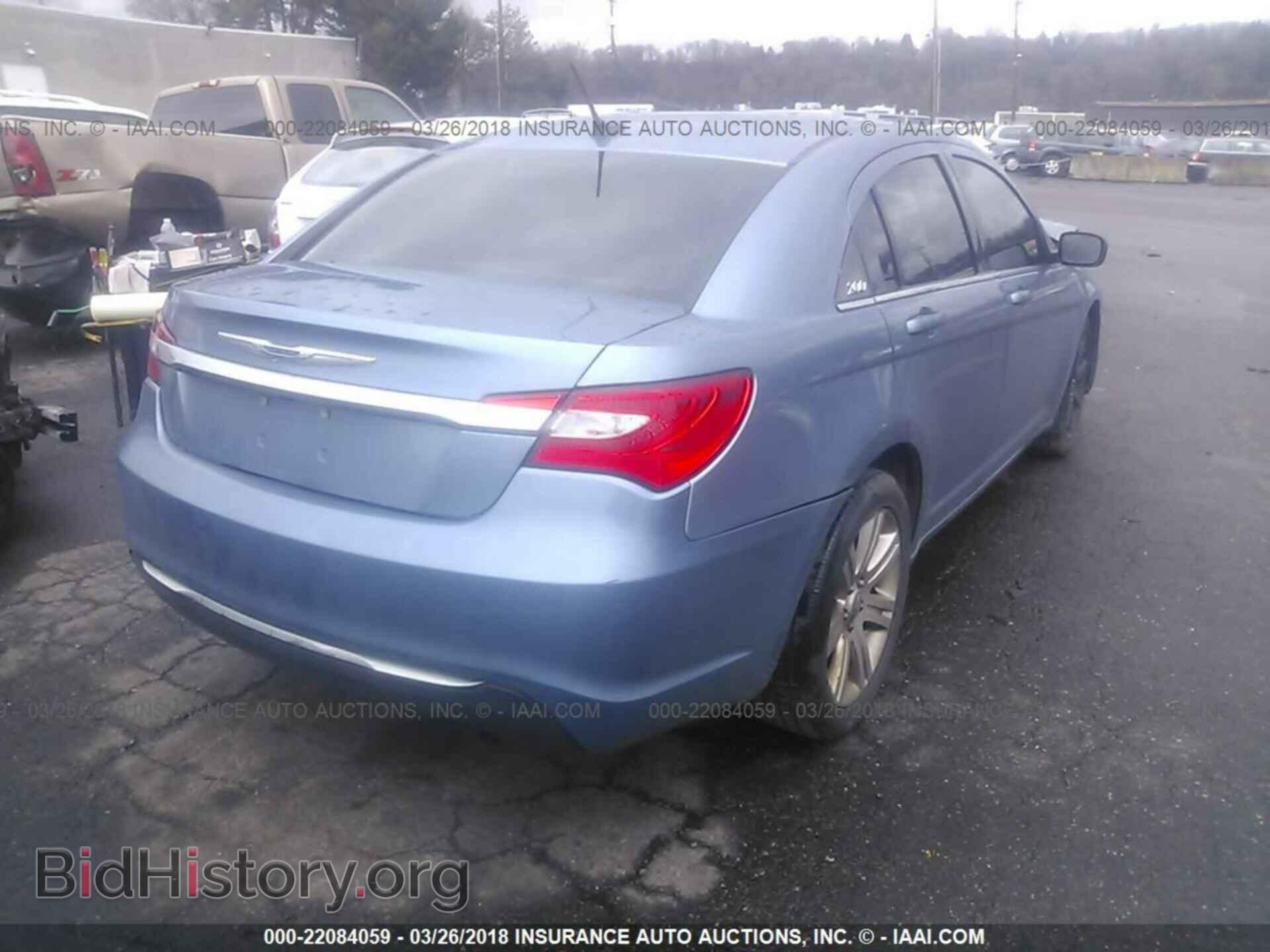 2011 Chrysler 200 - VIN: 1C3BC1FB4BN626384 - Фото 4