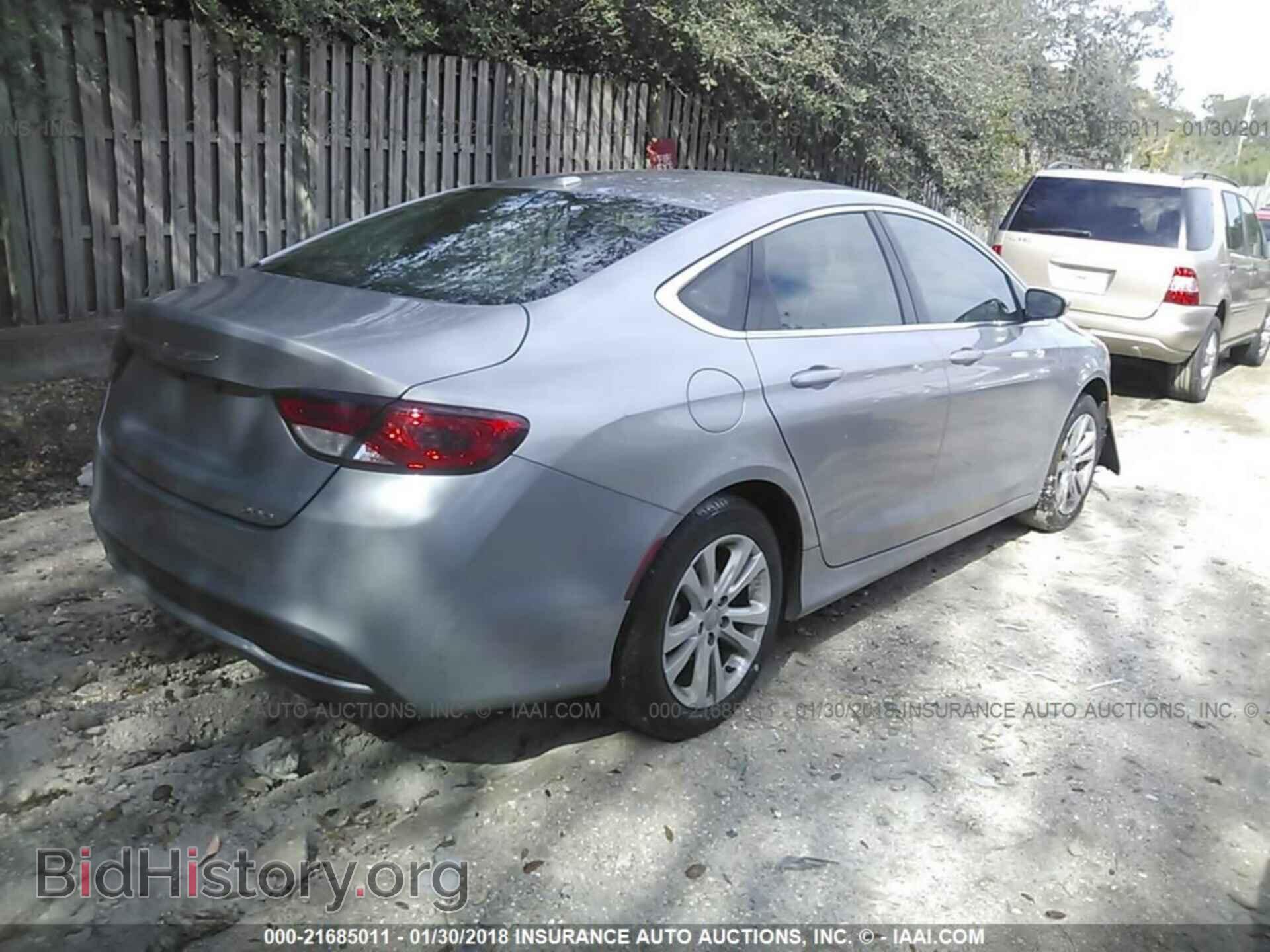2015 CHRYSLER 200 - VIN: 1C3CCCAB3FN692888 - Photo 4