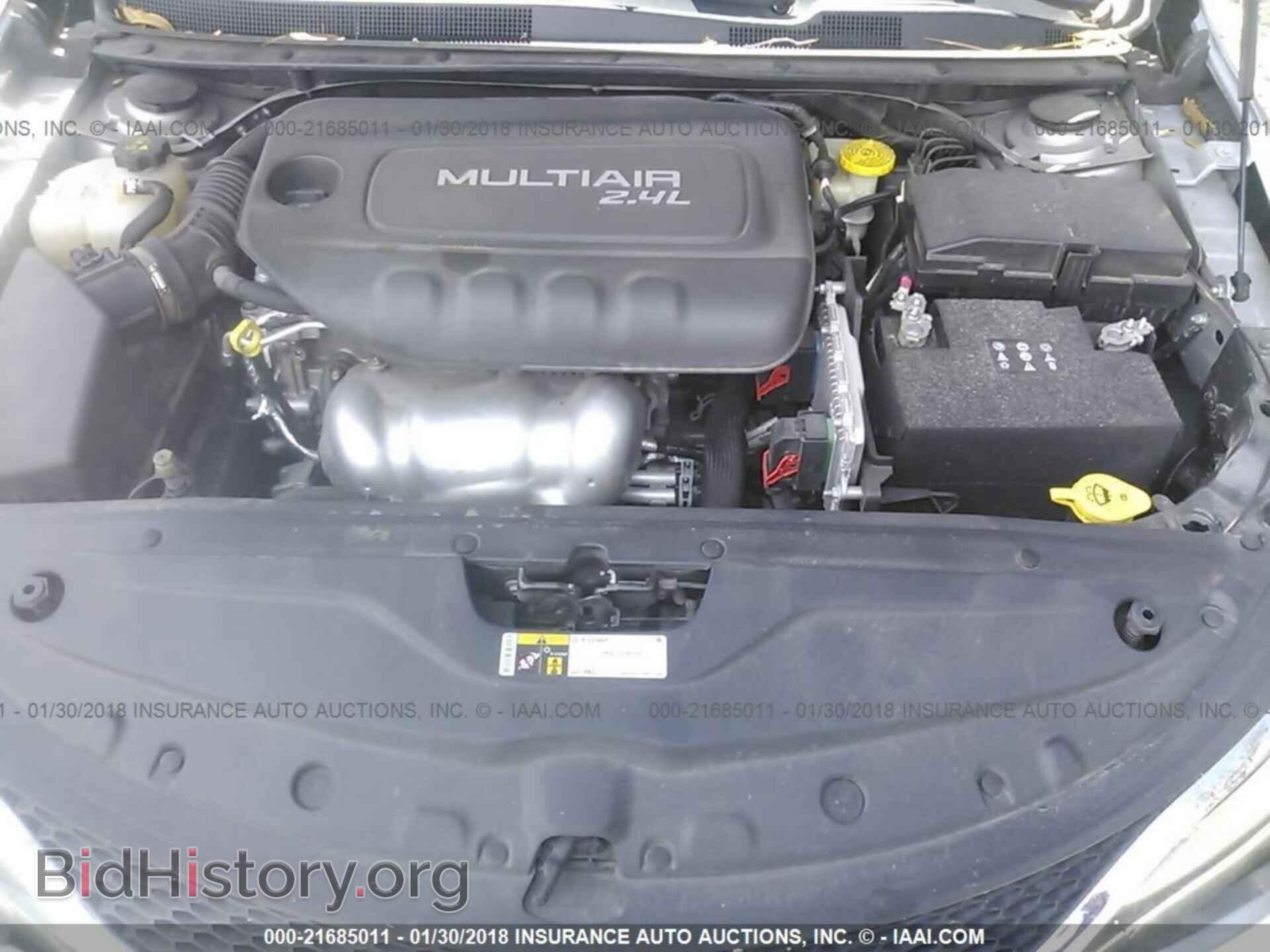 2015 CHRYSLER 200 - VIN: 1C3CCCAB3FN692888 - Photo 10