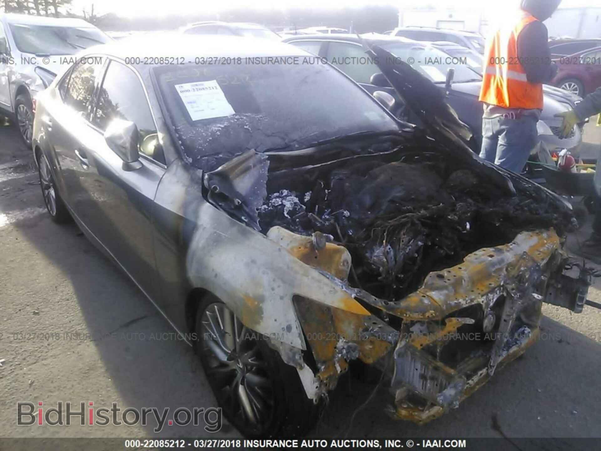 Photo JTHCF1D28E5000561 - Lexus Is 2014