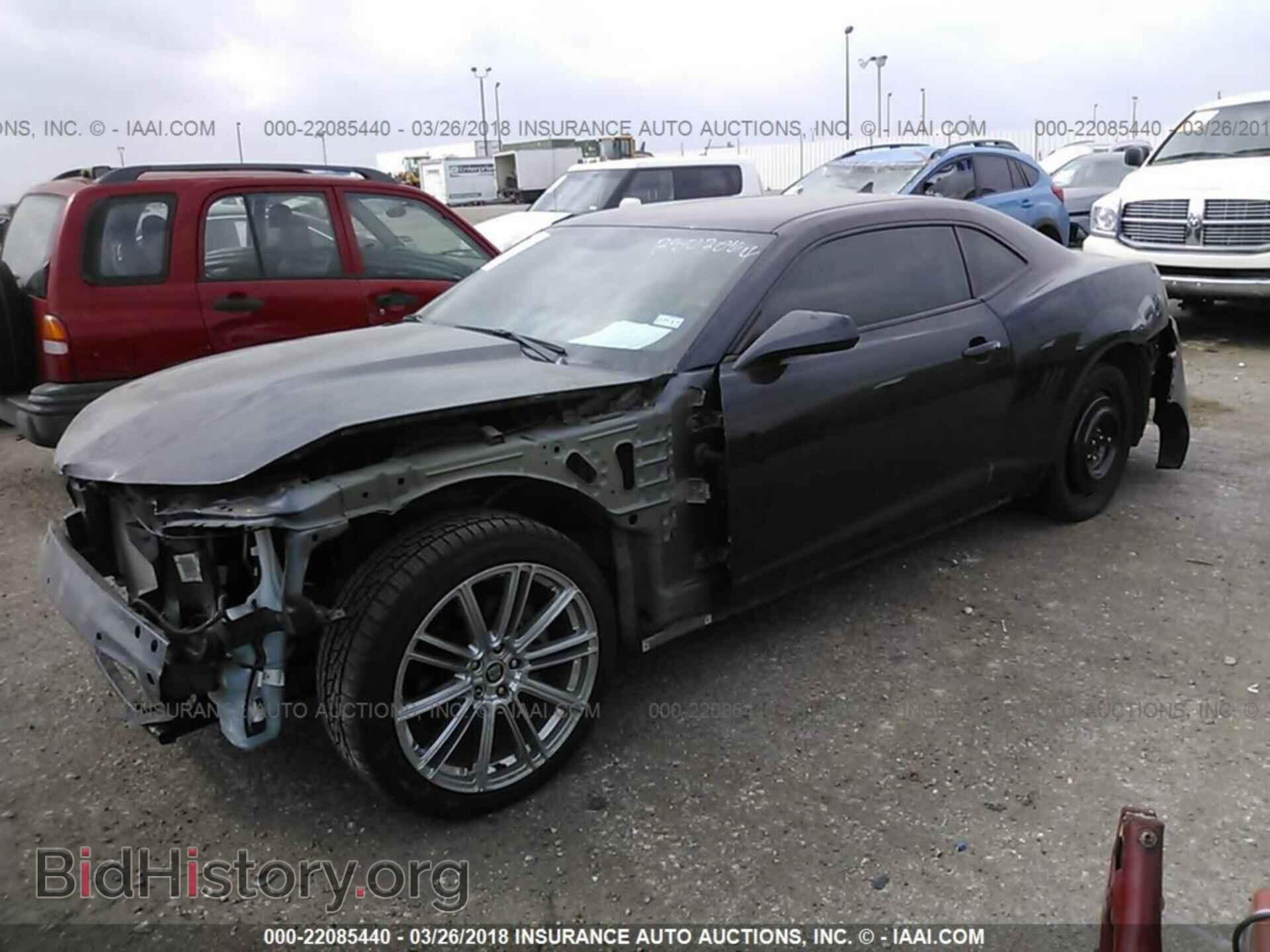 2014 Chevrolet Camaro - VIN: 2G1FA1E31E9214811 - Фото 2