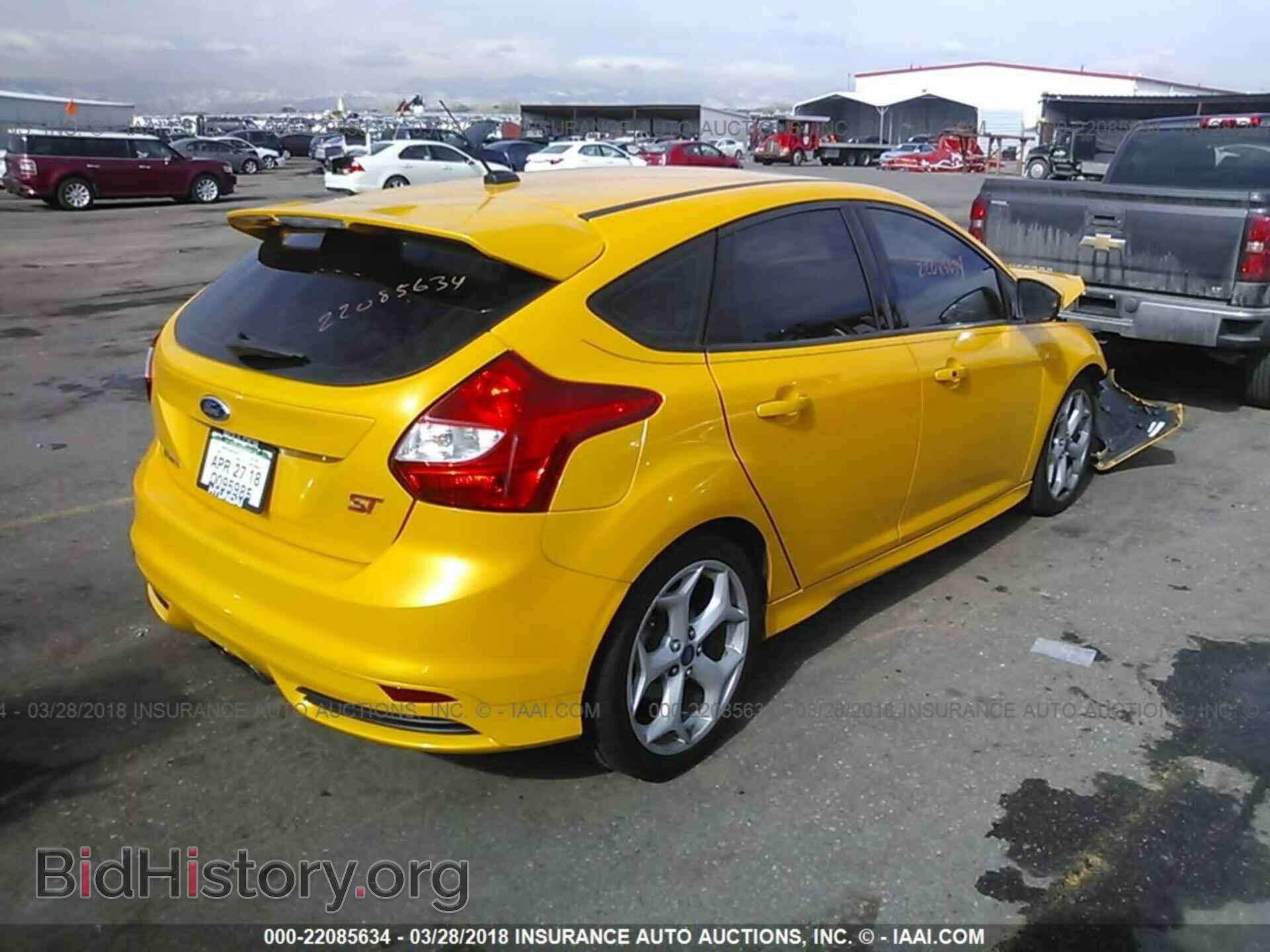 2013 Ford Focus - VIN: 1FADP3L9XDL282733 - Photo 4