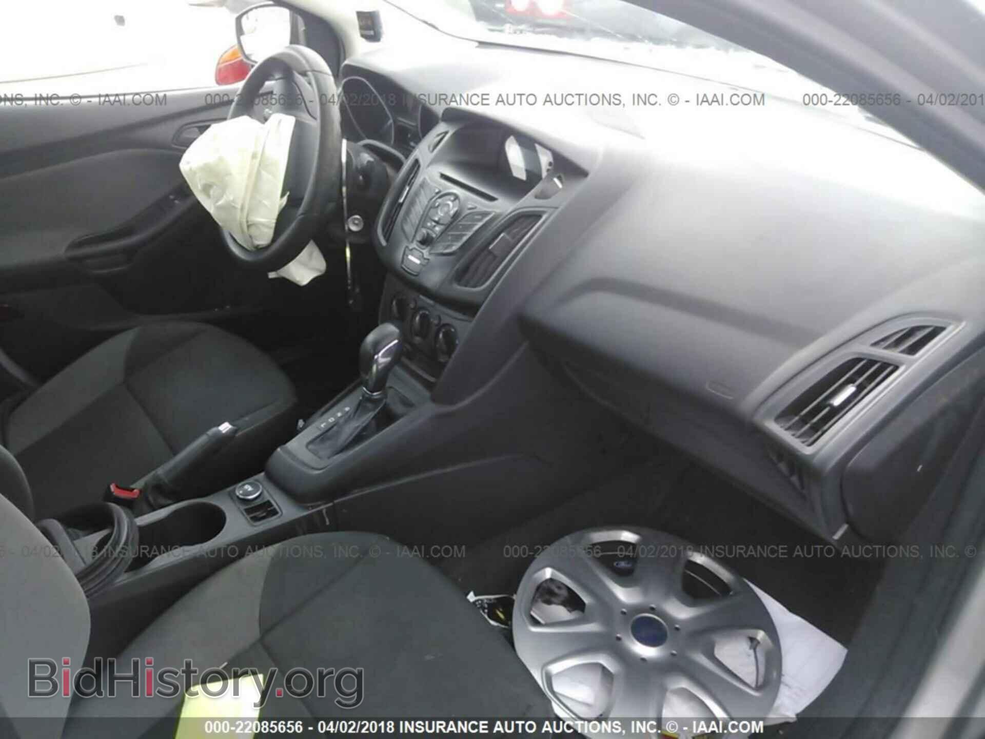 2012 Ford Focus - VIN: 1FAHP3E26CL149452 - Photo 5