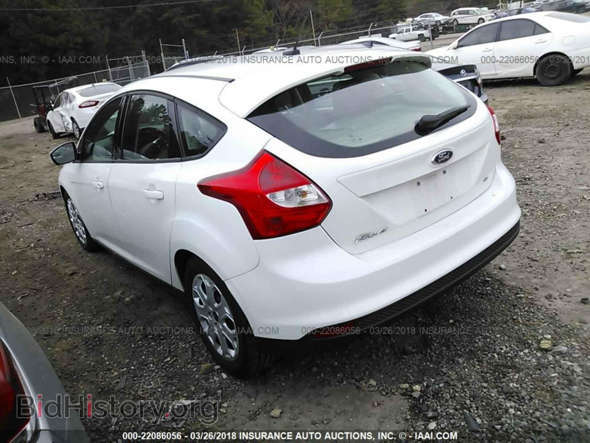2012 Ford Focus - VIN: 1FAHP3K28CL305138 - Photo 3