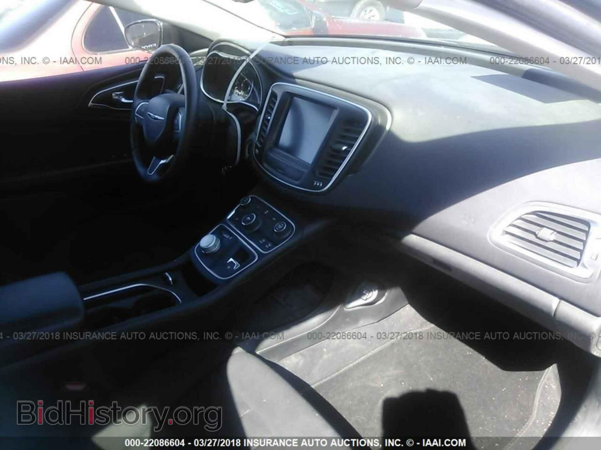 2015 Chrysler 200 - VIN: 1C3CCCAB5FN709920 - Photo 5