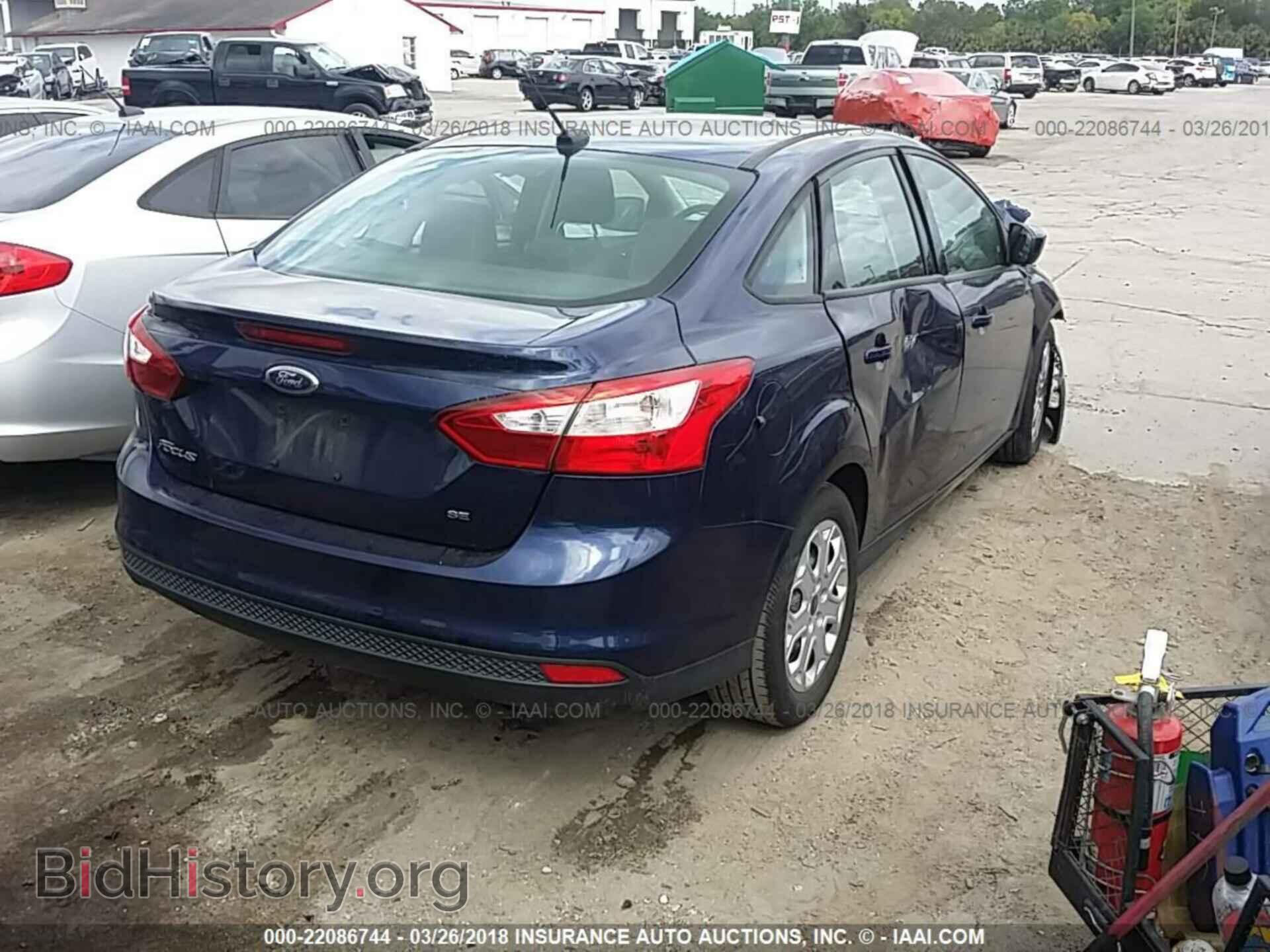 2012 Ford Focus - VIN: 1FAHP3F23CL150315 - Фото 4