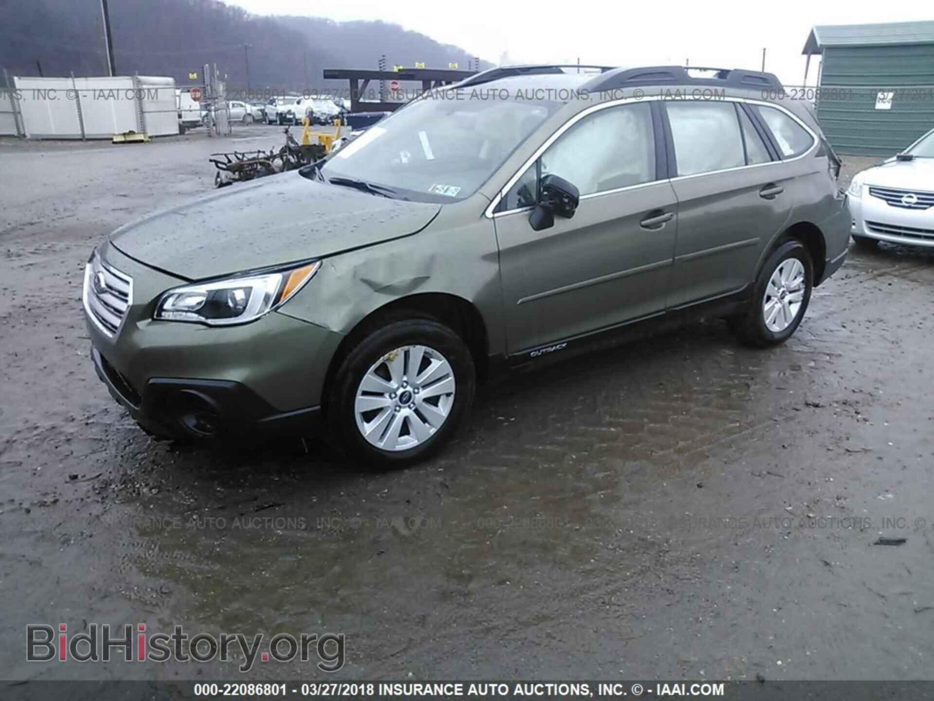 2017 Subaru Outback - VIN: 4S4BSAAC3H3266927 - Фото 2
