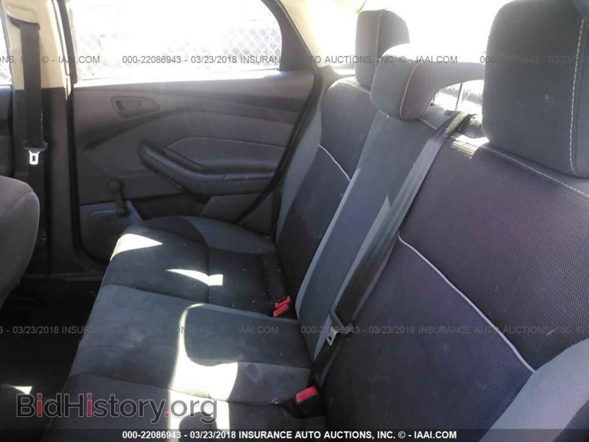 2014 Ford Focus - VIN: 1FADP3E22EL448356 - Photo 8