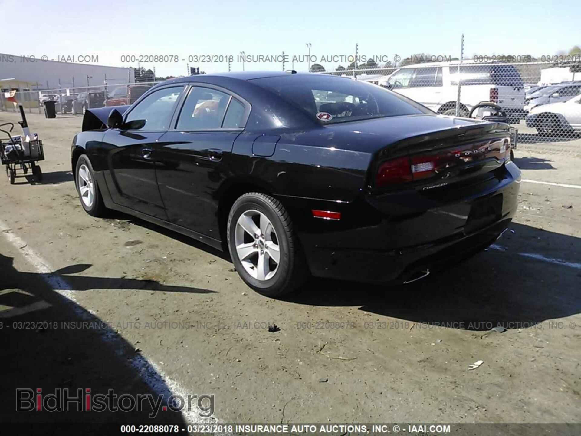 2012 Dodge Charger - VIN: 2C3CDXBG4CH260524 - Фото 3