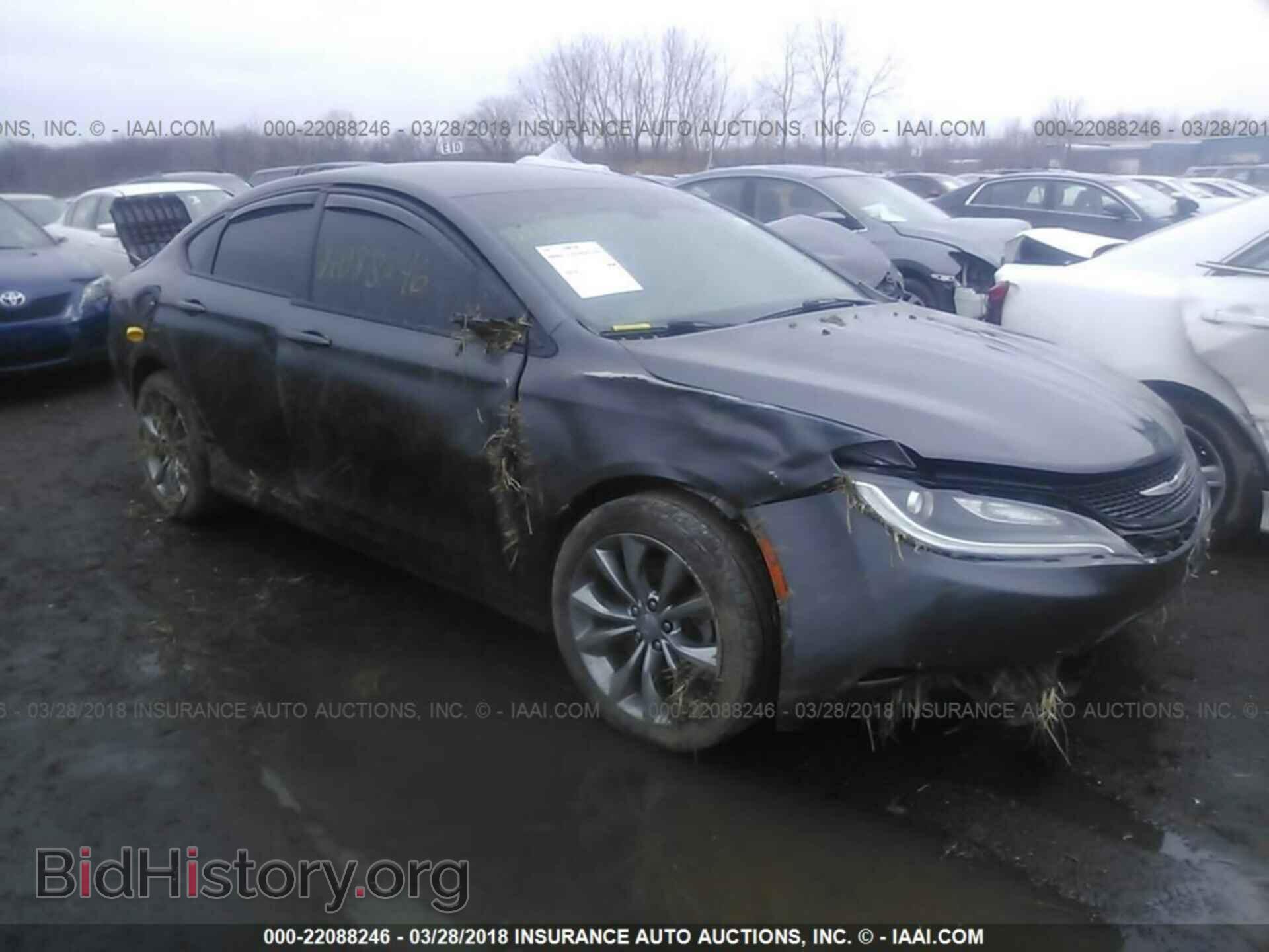 Photo 1C3CCCBG7FN573512 - Chrysler 200 2015