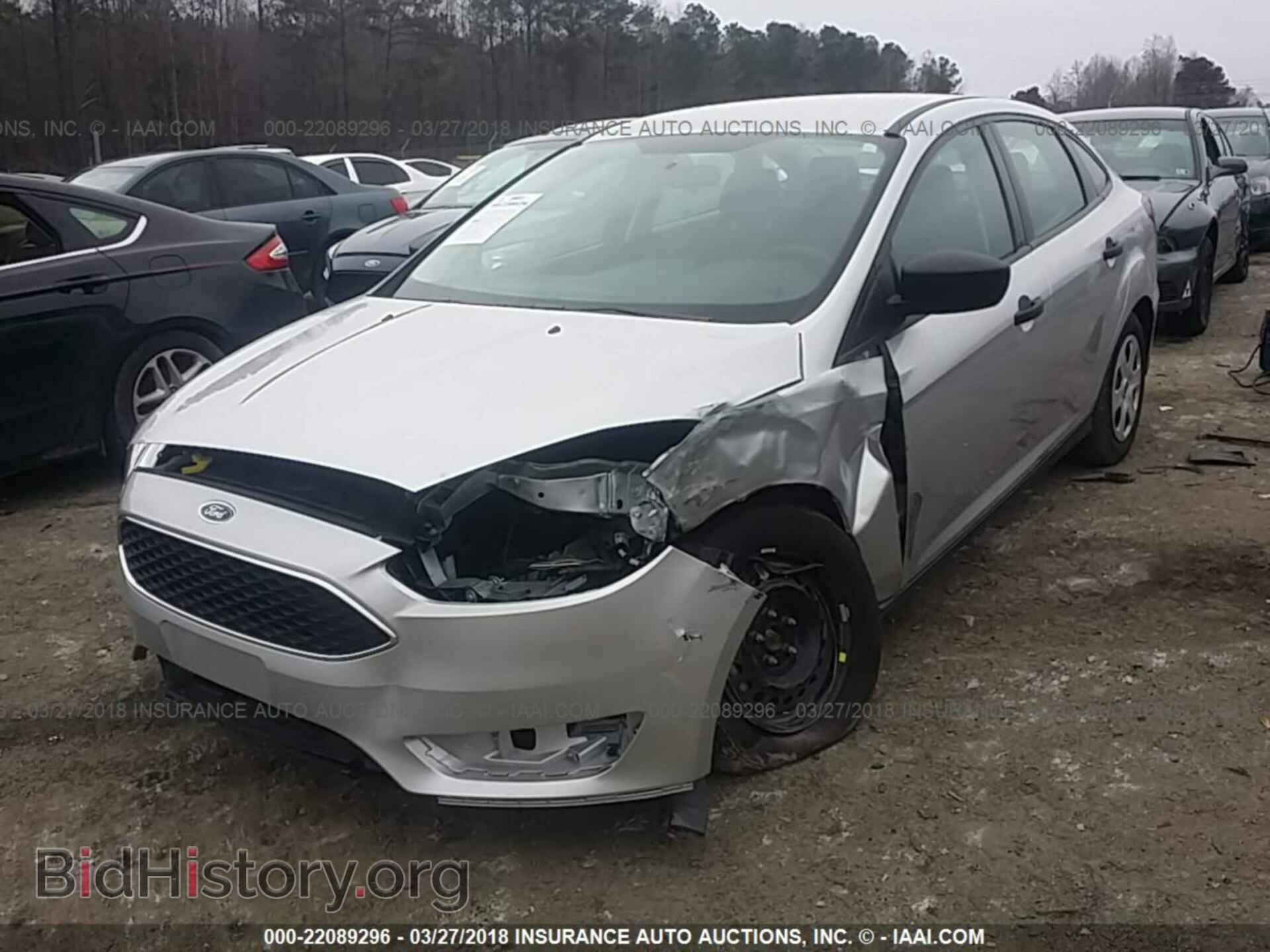 2017 Ford Focus - VIN: 1FADP3E23HL317148 - Фото 2