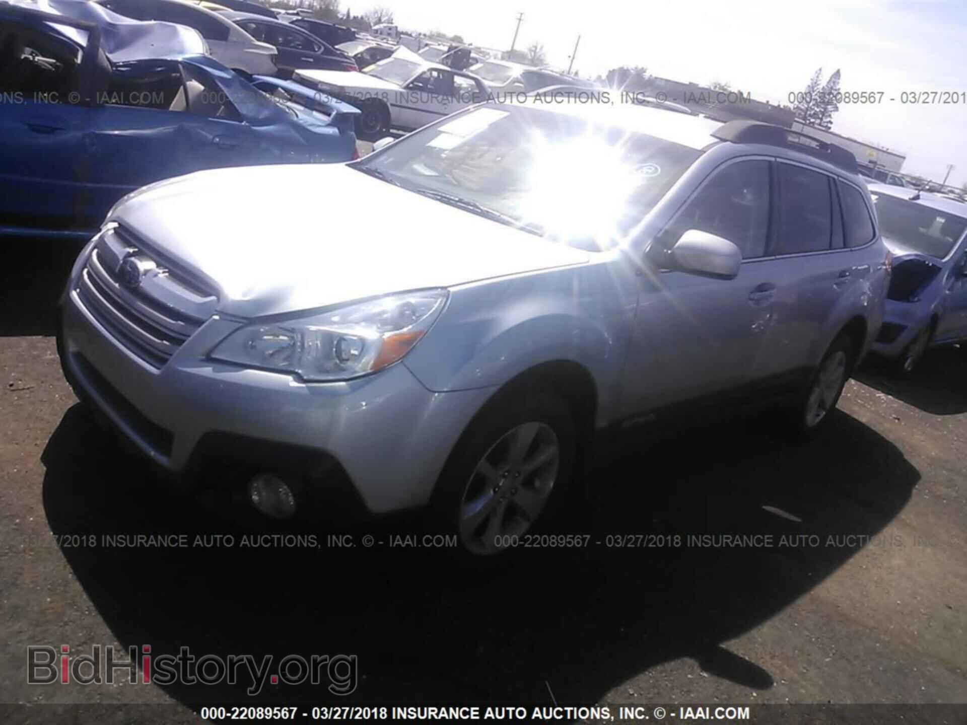 2014 Subaru Outback - VIN: 4S4BRBCC6E3324622 - Фото 2