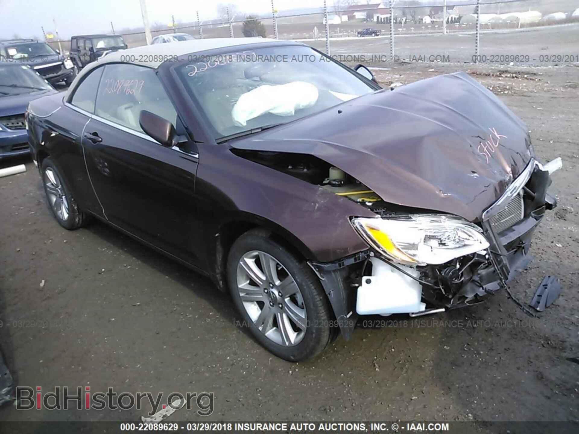Photo 1C3BCBEG2DN575456 - Chrysler 200 2013
