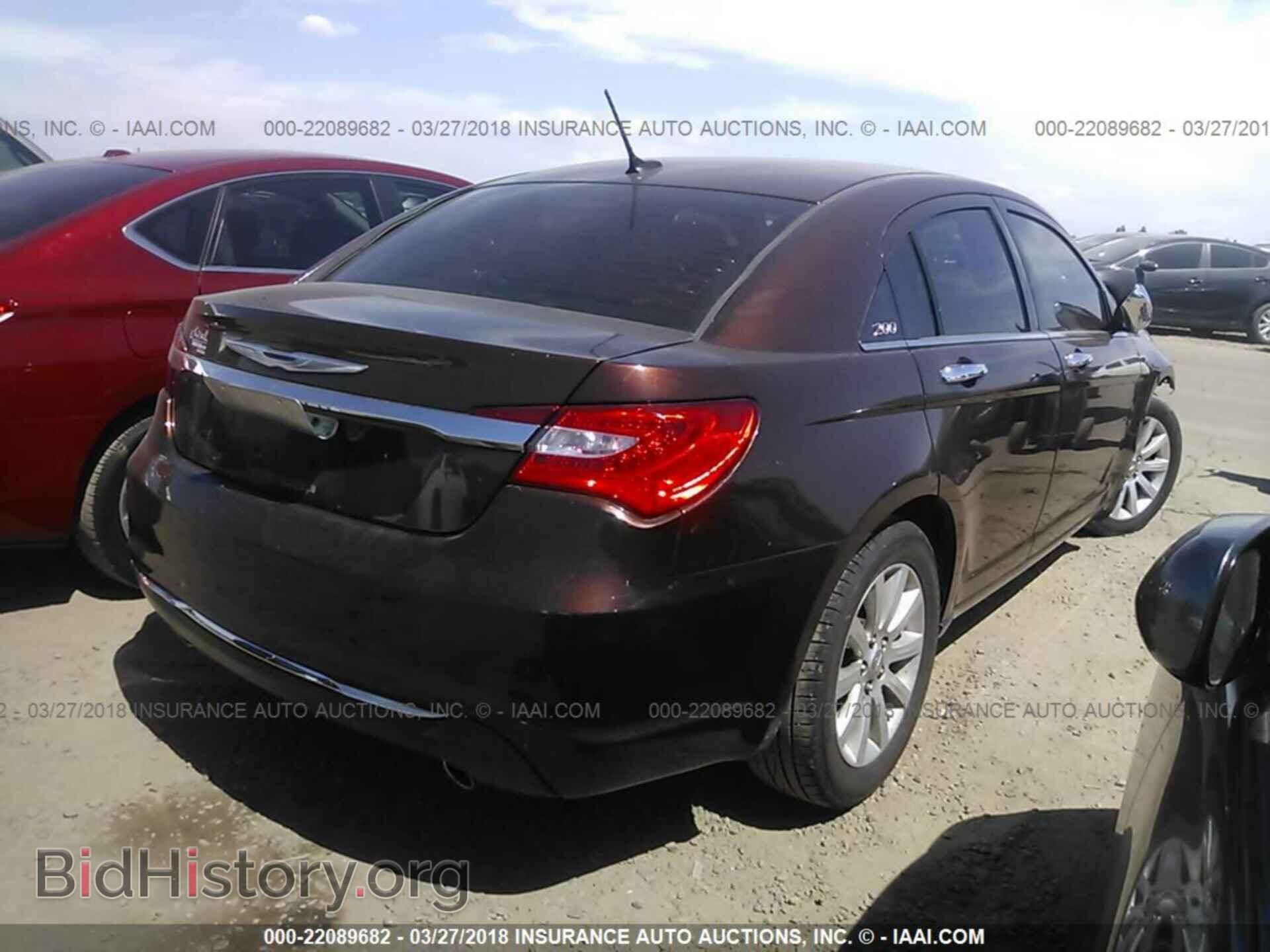 2013 Chrysler 200 - VIN: 1C3CCBCG7DN504714 - Фото 4