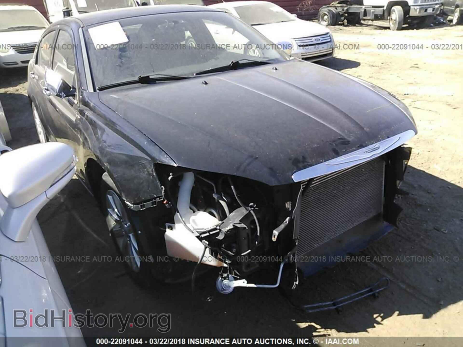 Photo 1C3CCBCG8DN727537 - Chrysler 200 2013