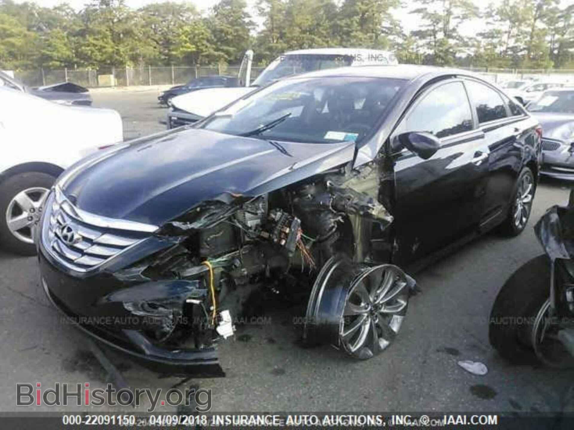 2012 Hyundai Sonata - VIN: 5NPEC4AC3CH349173 - Photo 2