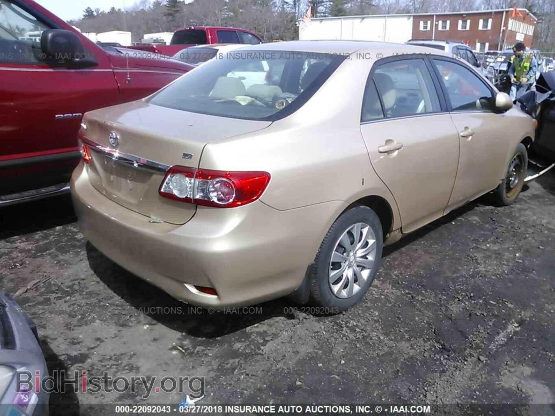 2013 Toyota Corolla - VIN: 2T1BU4EE7DC940316 - Photo 4