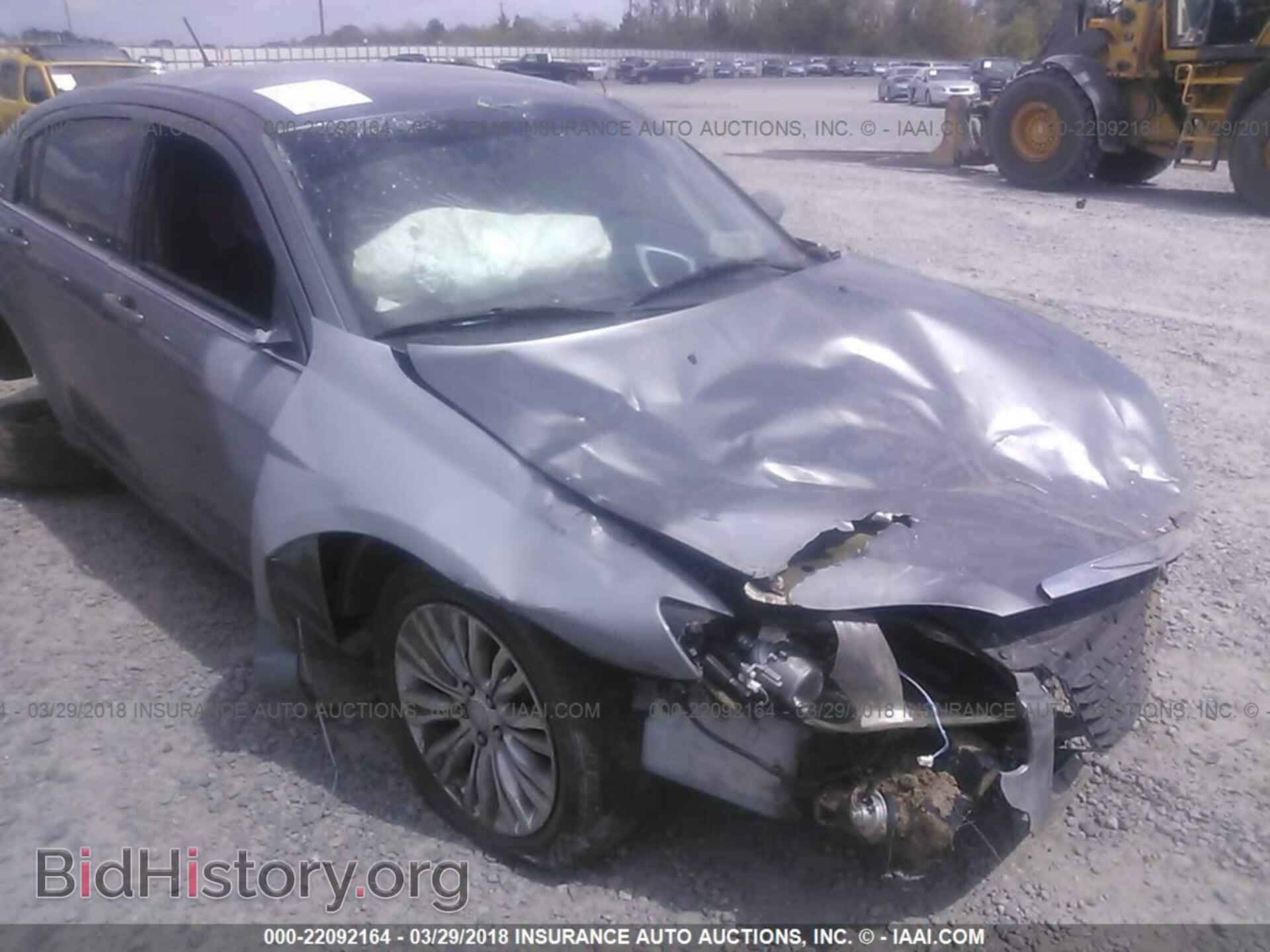 2012 Chrysler 200 - VIN: 1C3CCBAB8CN330724 - Фото 6