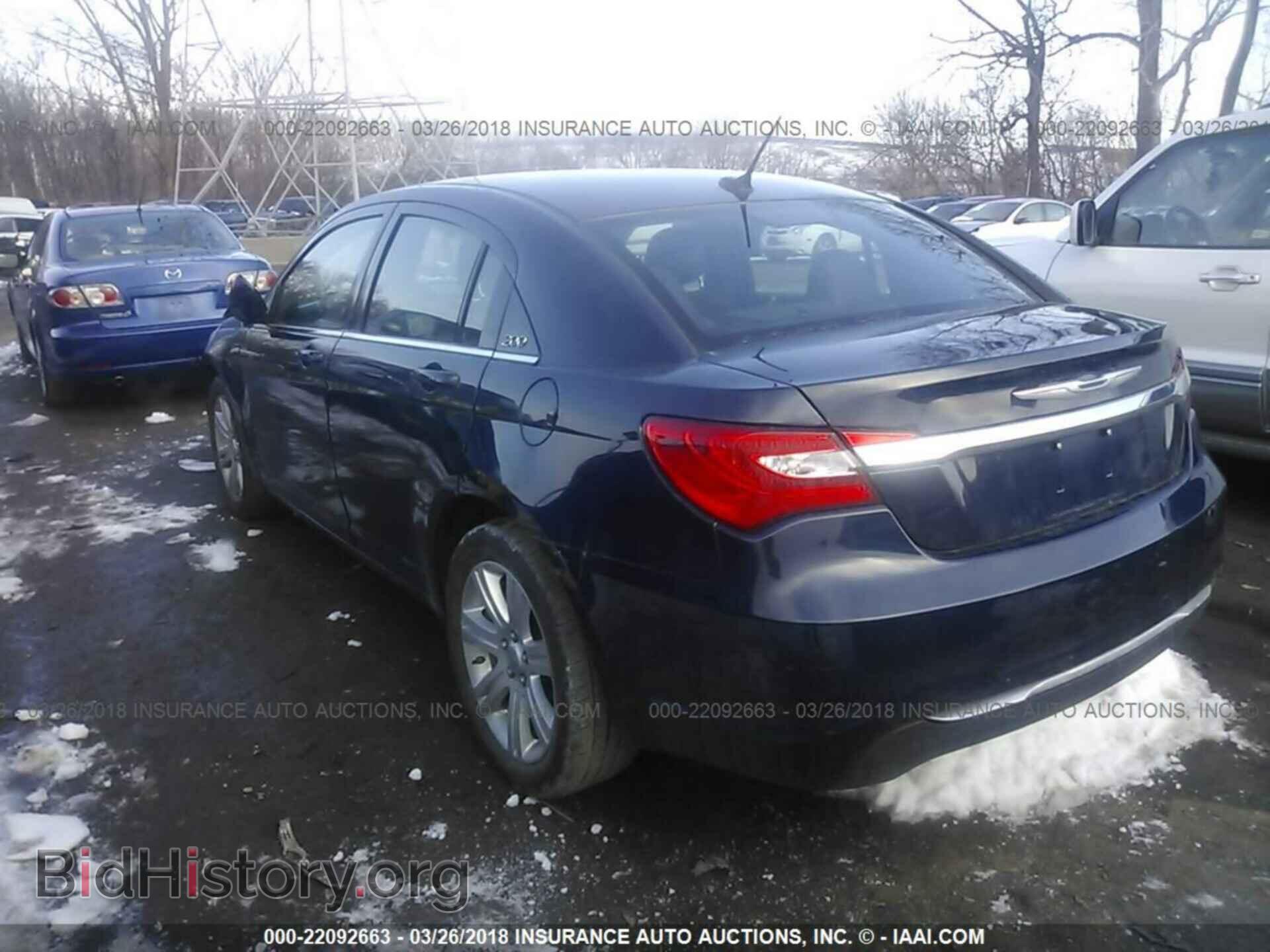 2013 Chrysler 200 - VIN: 1C3CCBAB4DN705123 - Photo 3