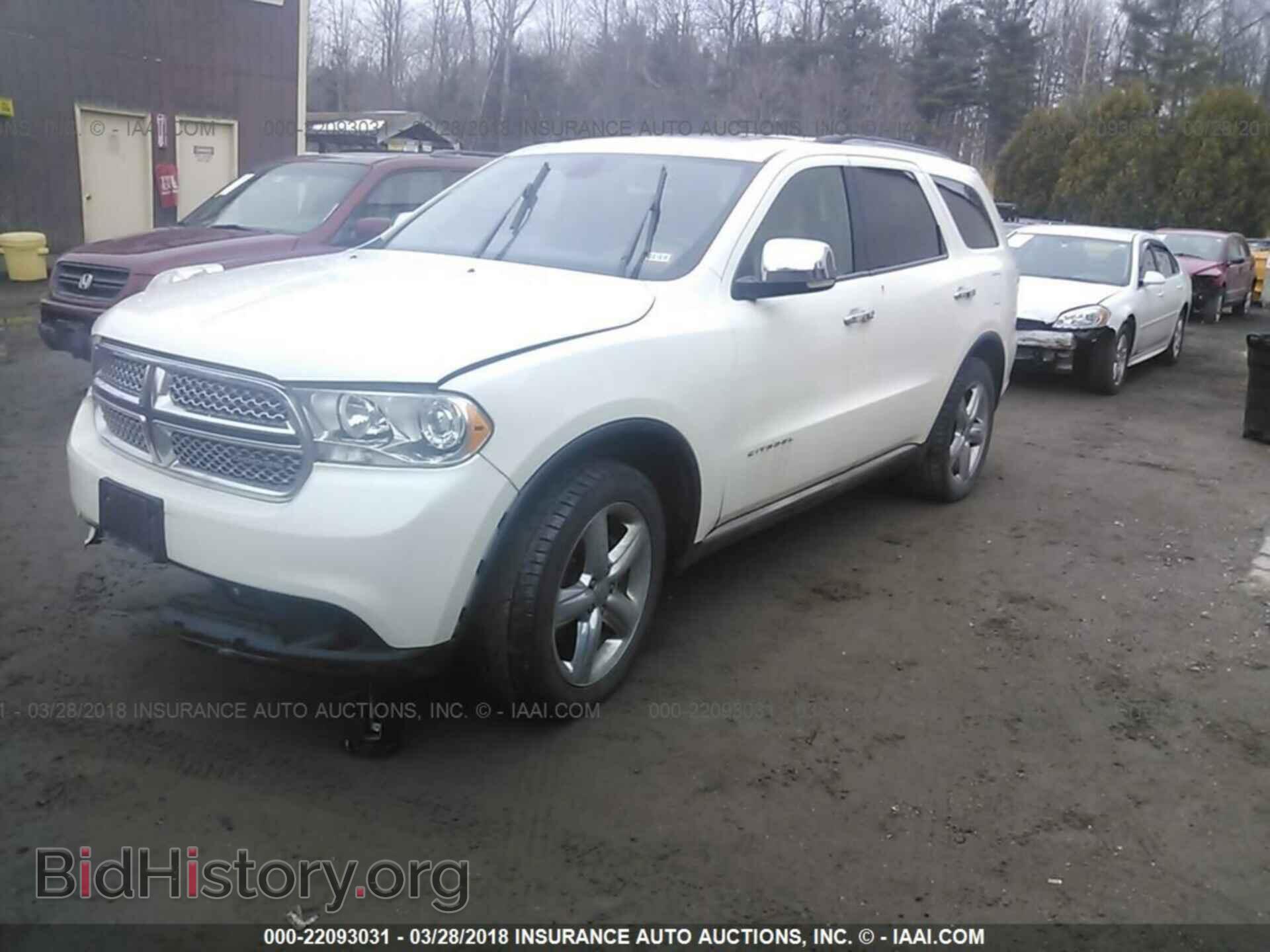 2011 Dodge Durango - VIN: 1D4SE5GT9BC594776 - Photo 2