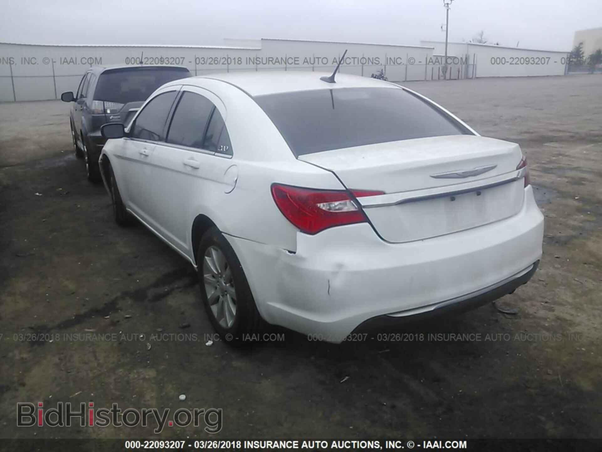 2013 Chrysler 200 - VIN: 1C3CCBBB4DN723006 - Photo 3