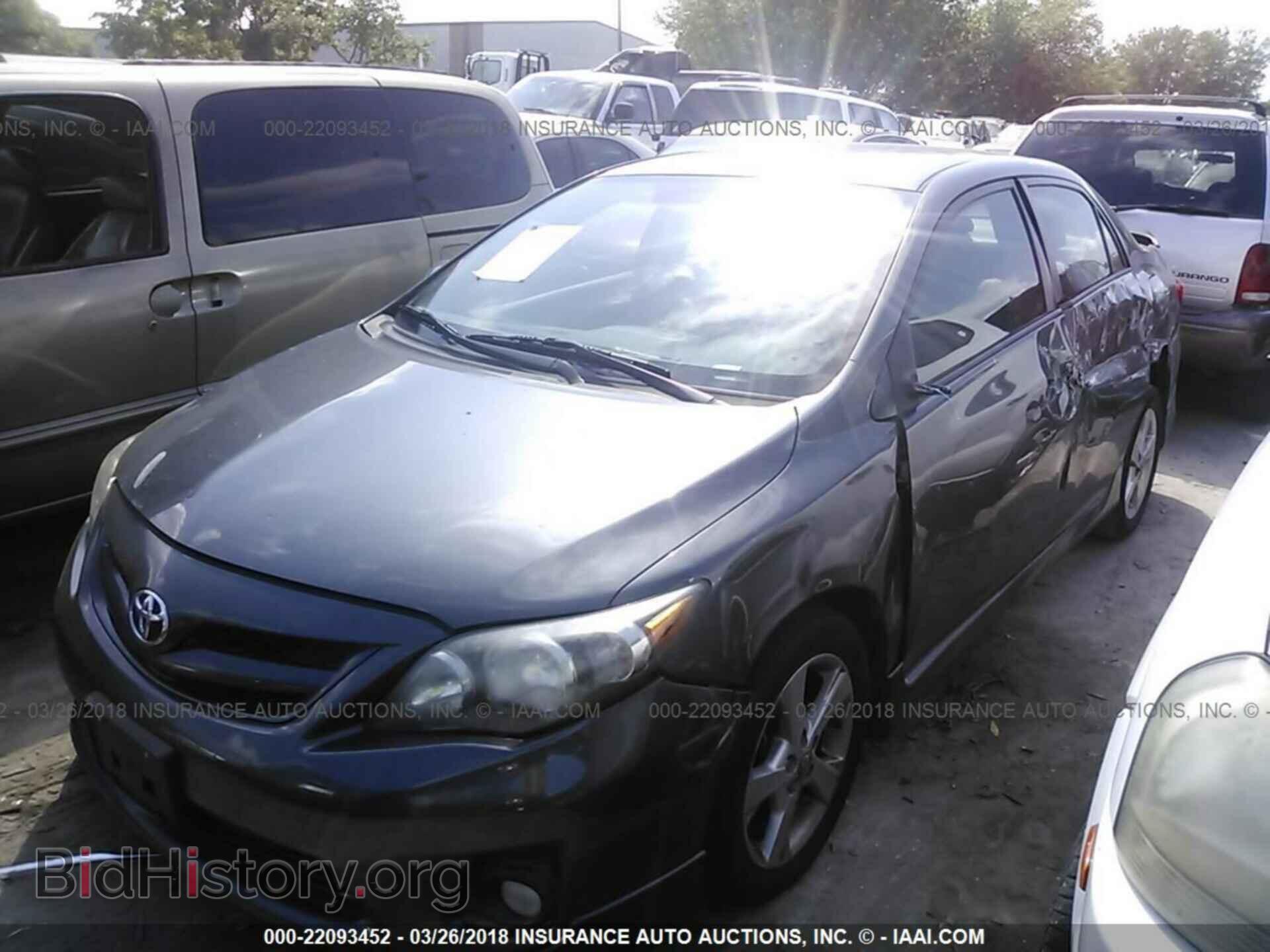 2011 Toyota Corolla - VIN: 2T1BU4EEXBC750720 - Фото 2