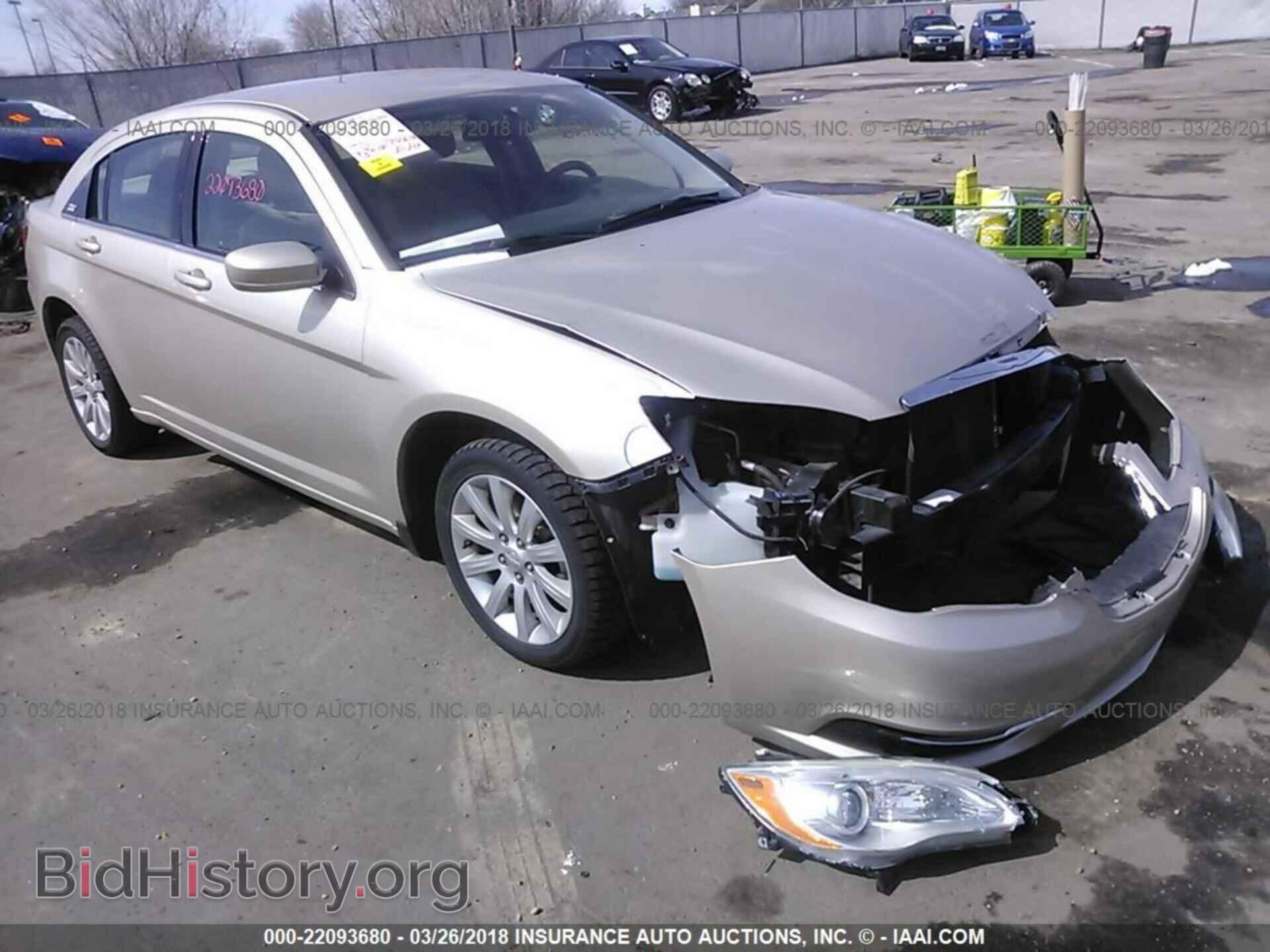 Photo 1C3CCBBB5DN633220 - Chrysler 200 2013