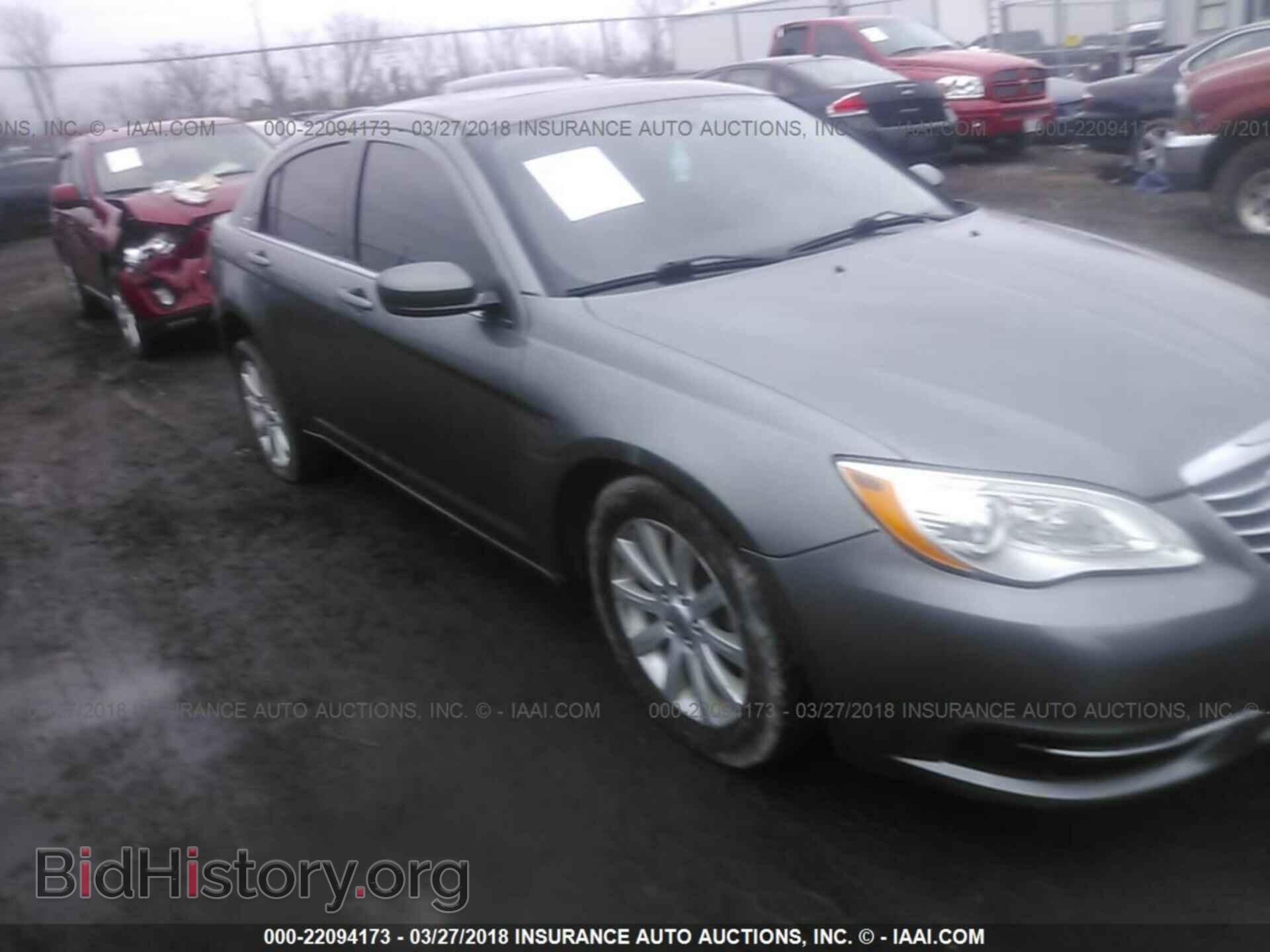 Фотография 1C3CCBBB4CN303065 - Chrysler 200 2012