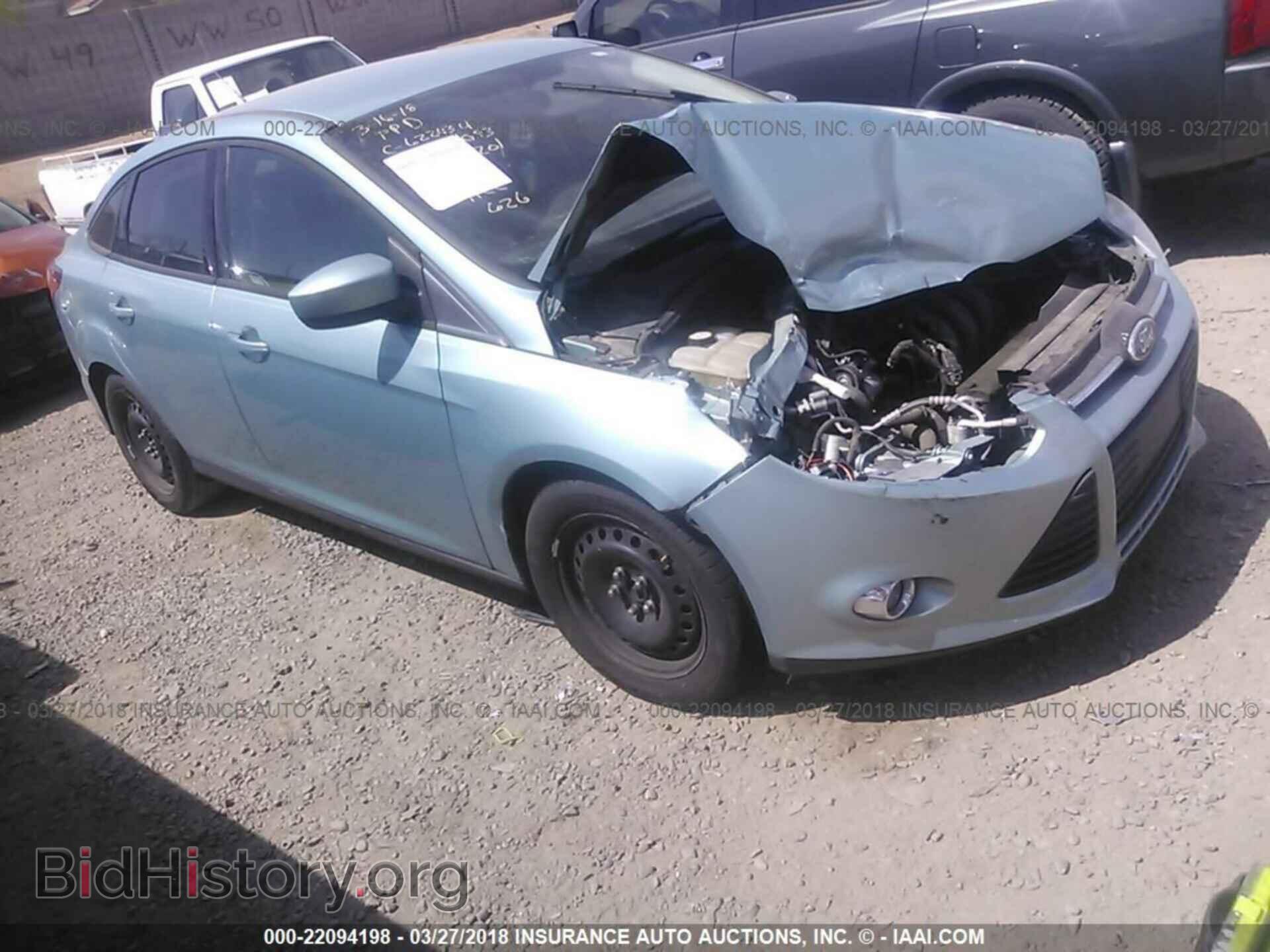 Photo 1FAHP3F24CL302201 - Ford Focus 2012