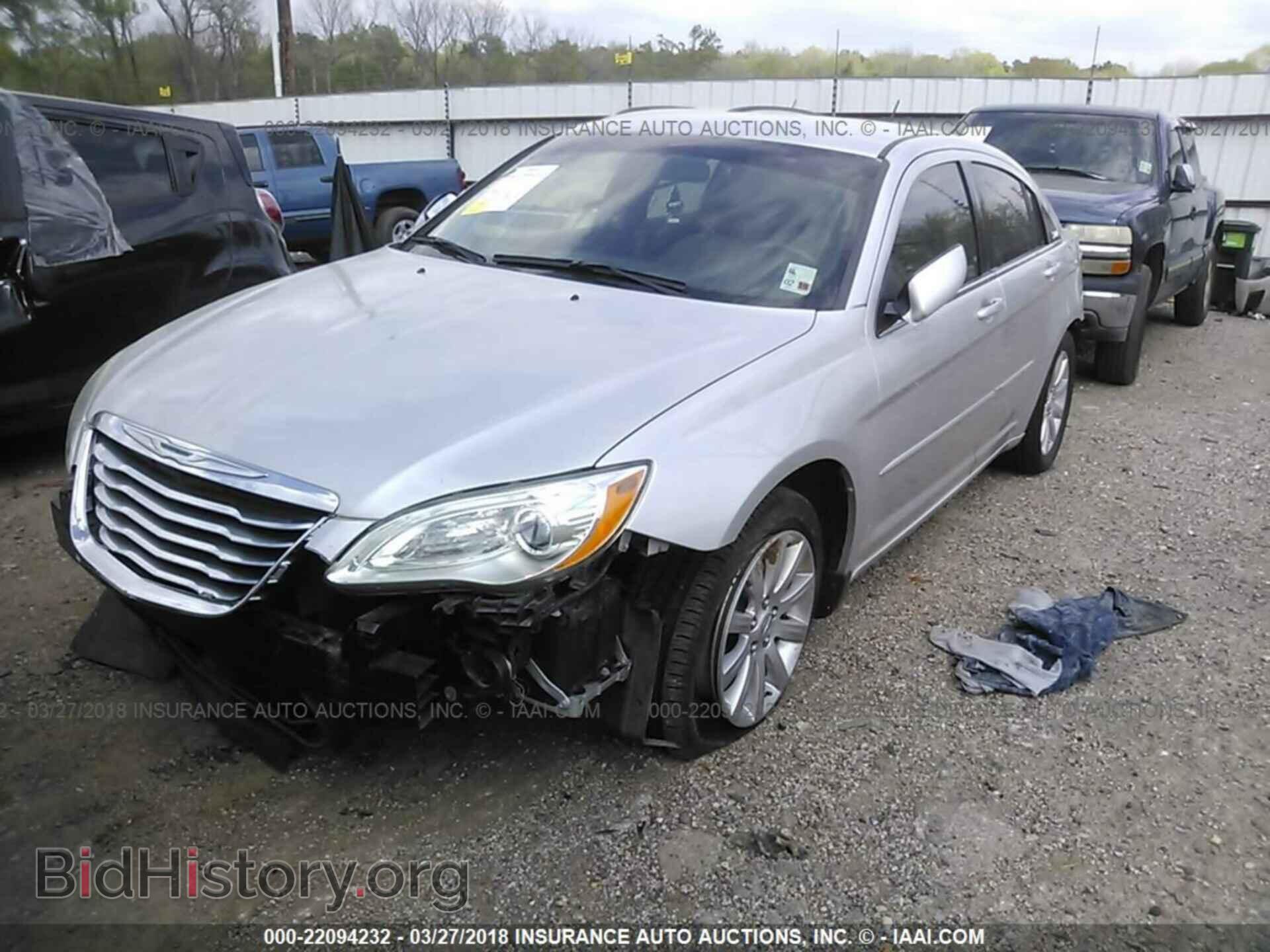 2012 Chrysler 200 - VIN: 1C3CCBBB1CN207832 - Фото 2