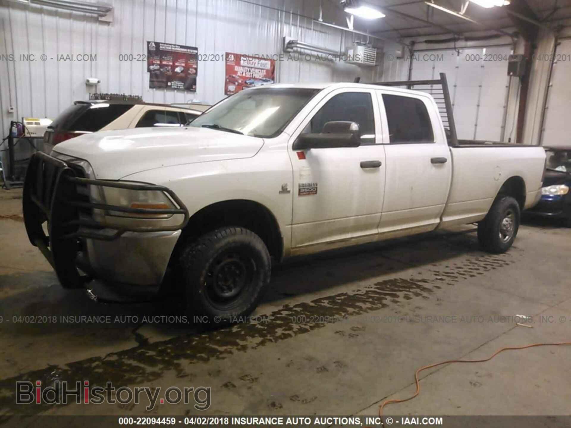 2012 Dodge Ram 3500 - VIN: 3C63D3GL1CG172435 - Фото 2