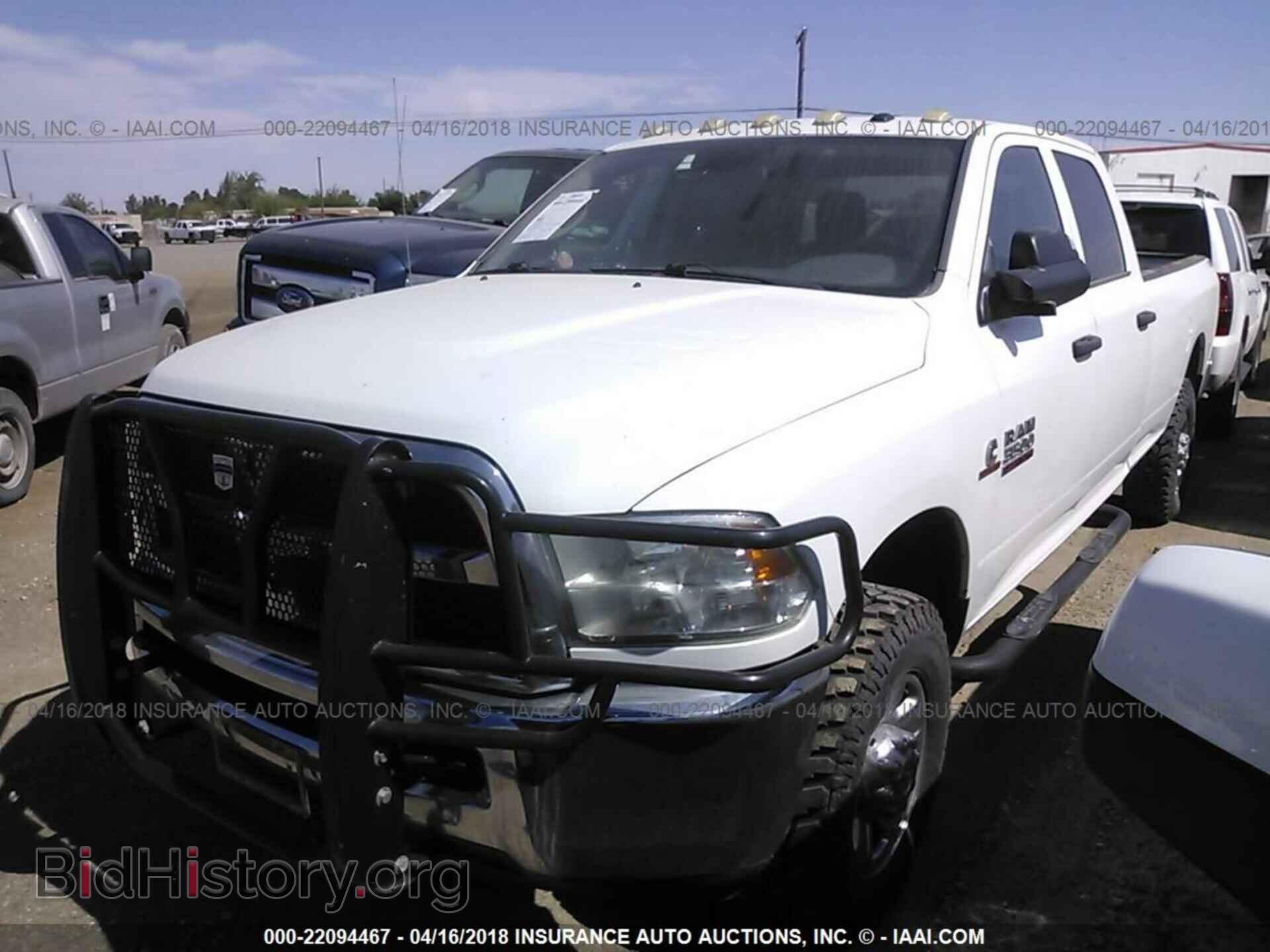 2014 Ram 3500 - VIN: 3C63R3GL2EG156247 - Photo 2