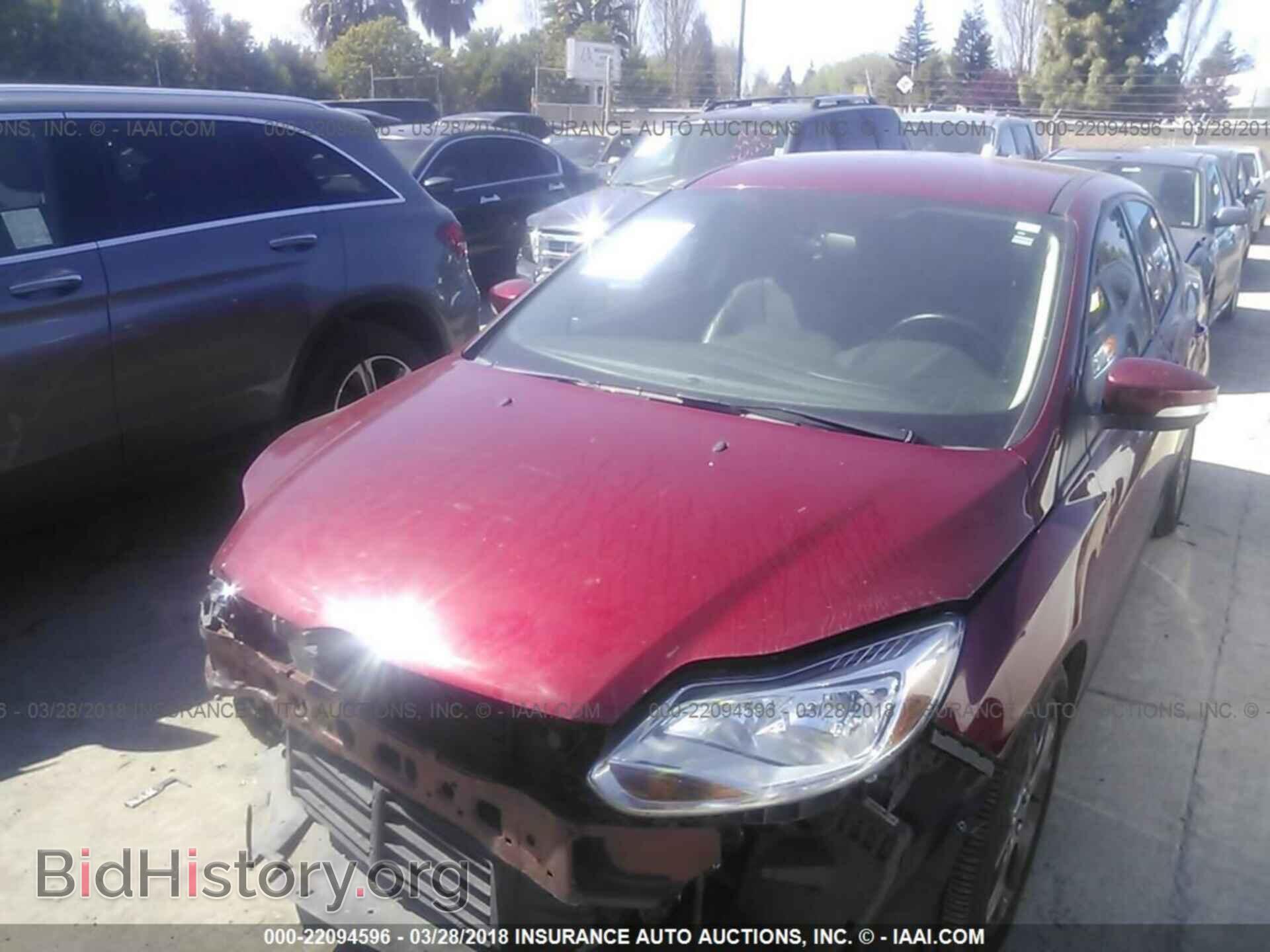 2014 Ford Focus - VIN: 1FADP3F22EL325896 - Фото 2