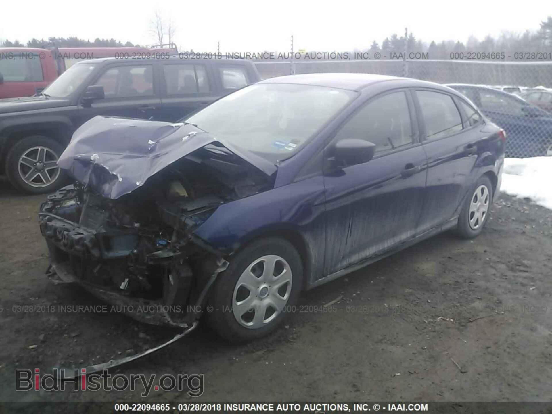 2012 Ford Focus - VIN: 1FAHP3E26CL116855 - Photo 2
