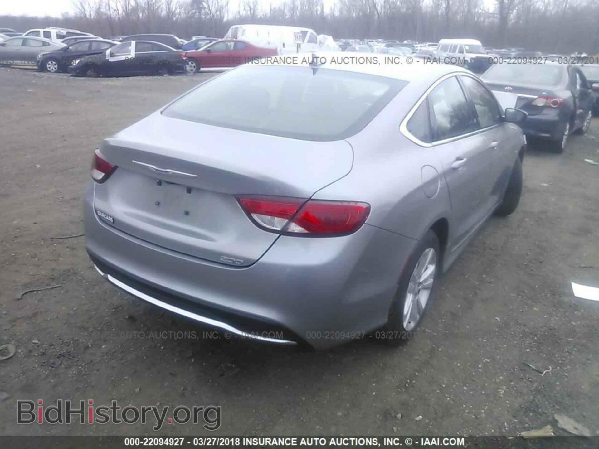 2016 Chrysler 200 - VIN: 1C3CCCAB2GN194876 - Photo 4