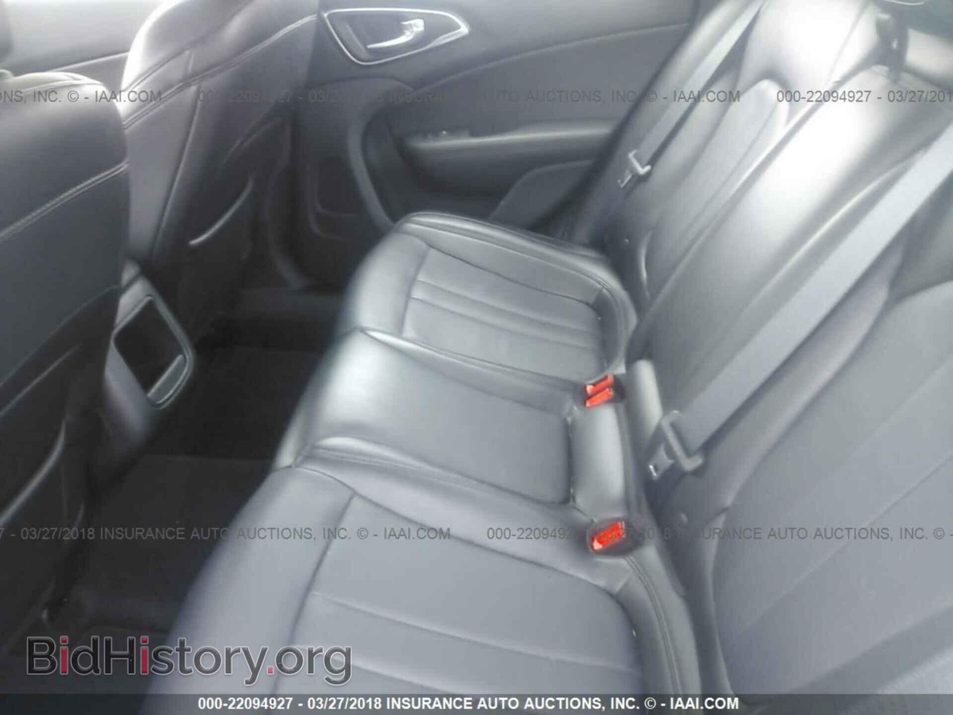 2016 Chrysler 200 - VIN: 1C3CCCAB2GN194876 - Photo 8