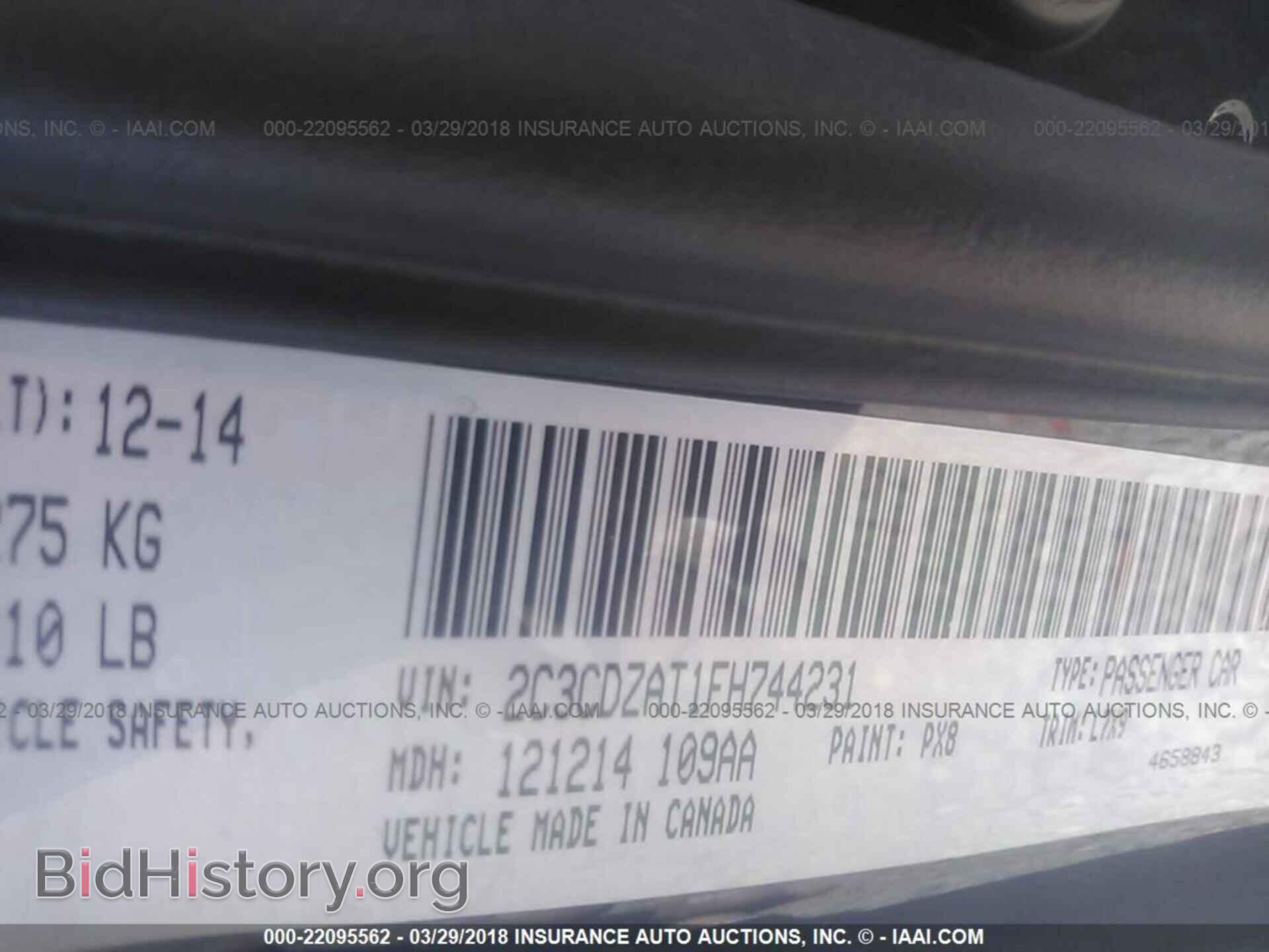 2015 Dodge Challenger - VIN: 2C3CDZAT1FH744231 - Photo 9