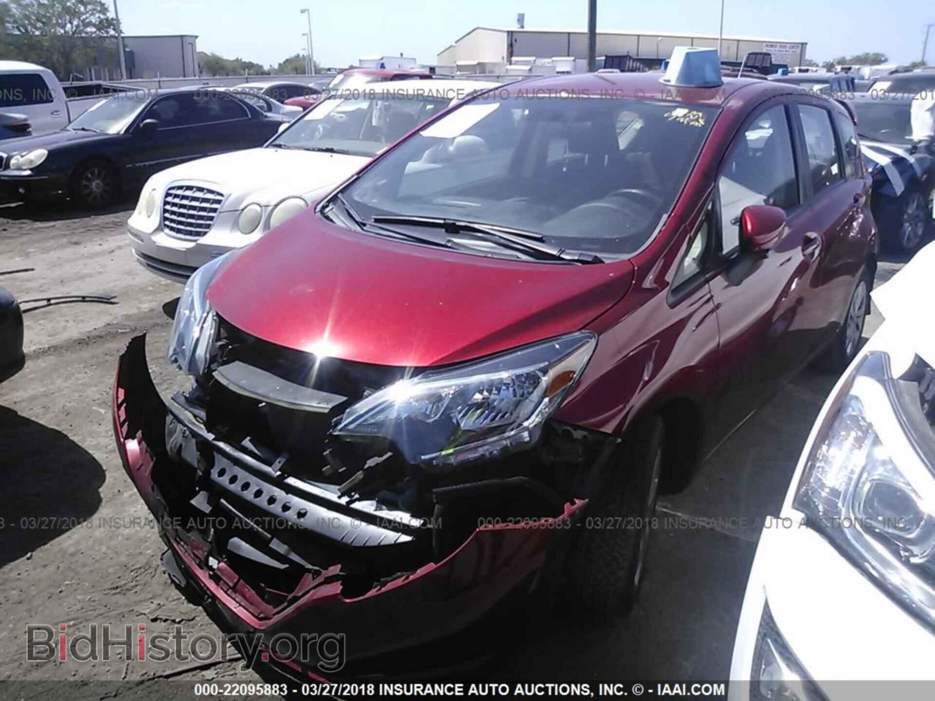 2017 Nissan Versa note - VIN: 3N1CE2CP0HL355707 - Фото 2